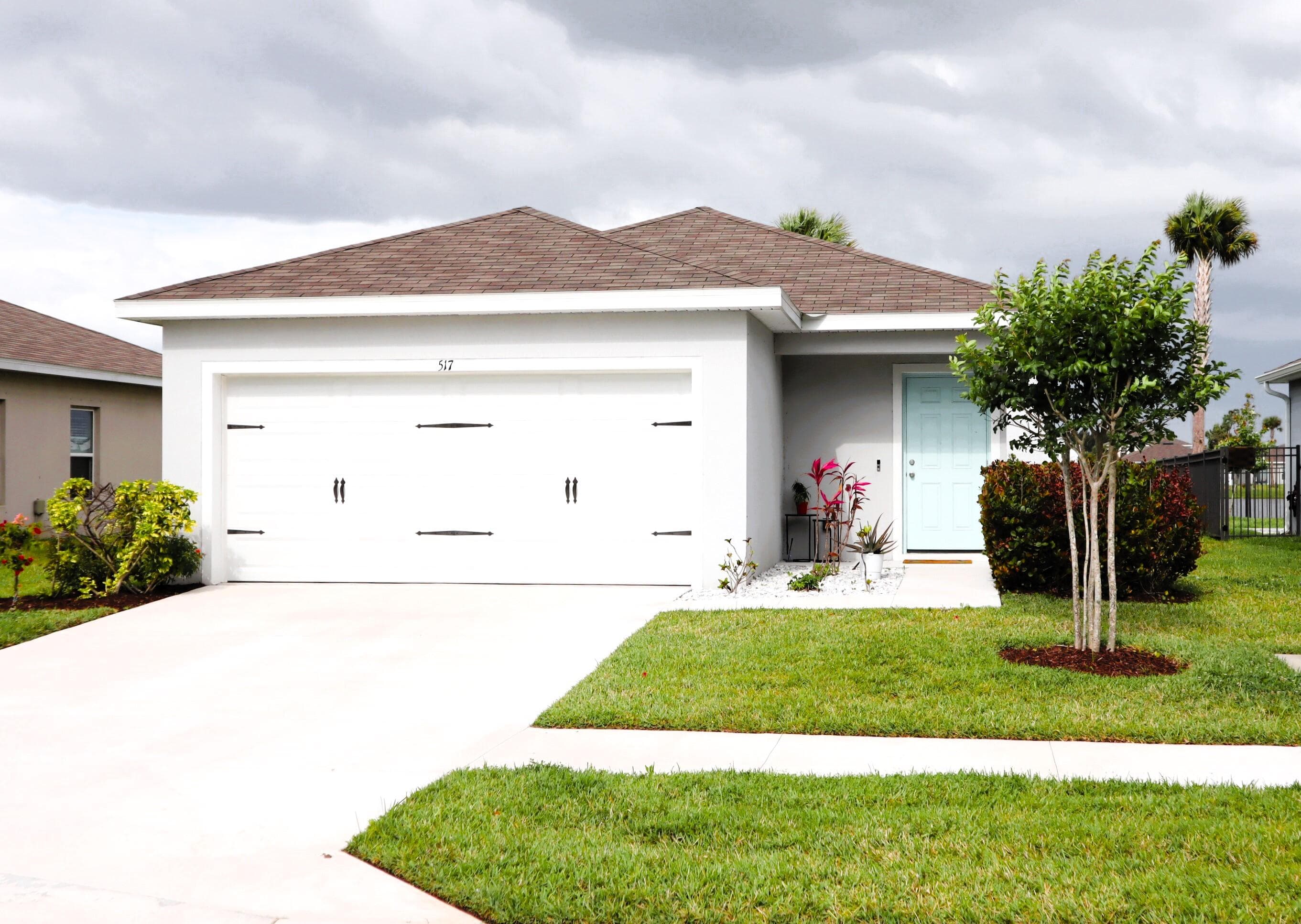 517 Cherimoya Street, Fort Pierce, FL 34981 — photo 1 of 26