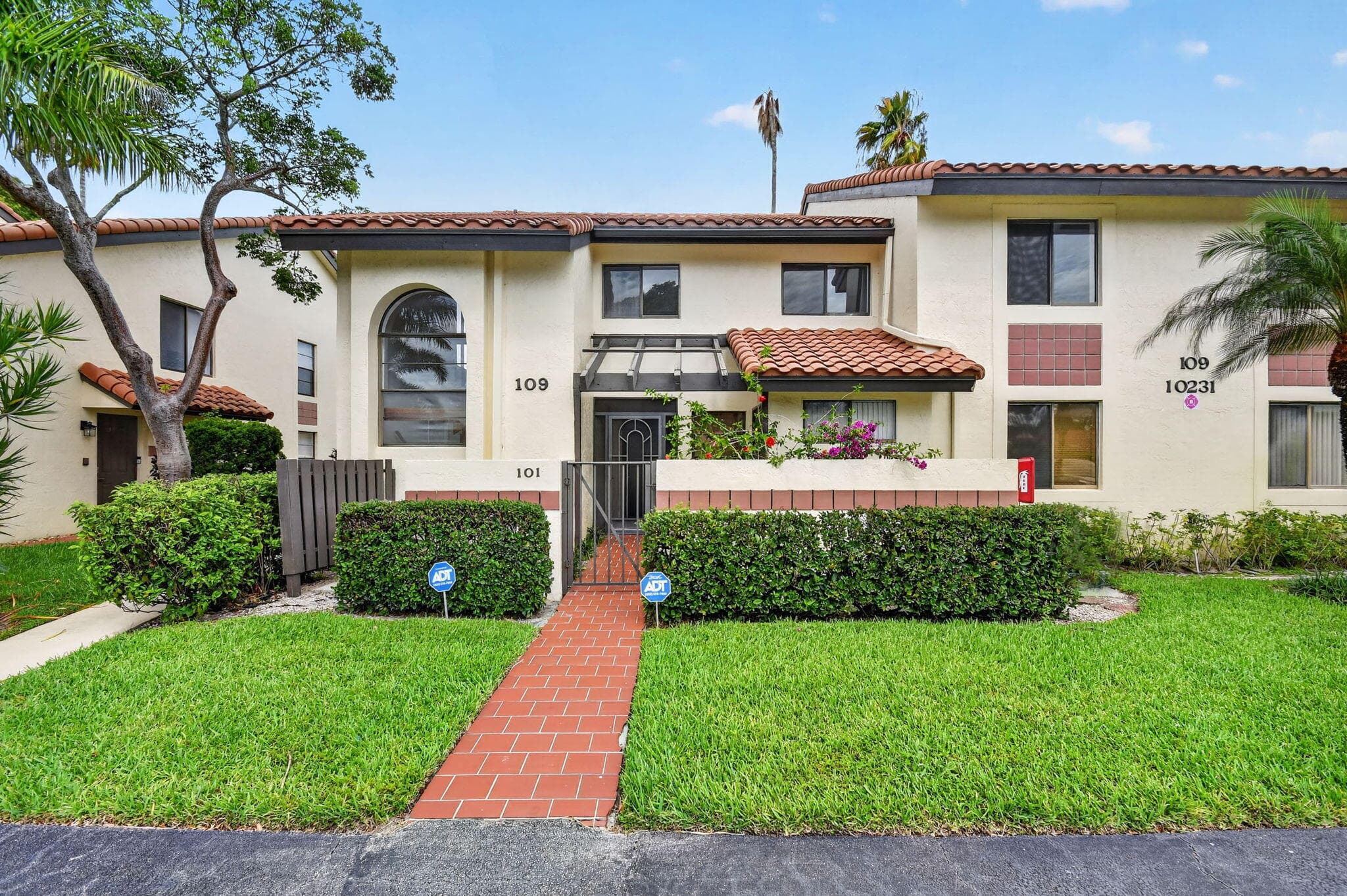 10231 N Circle Lake Drive 201, Boynton Beach, FL 33437 — photo 38 of 77