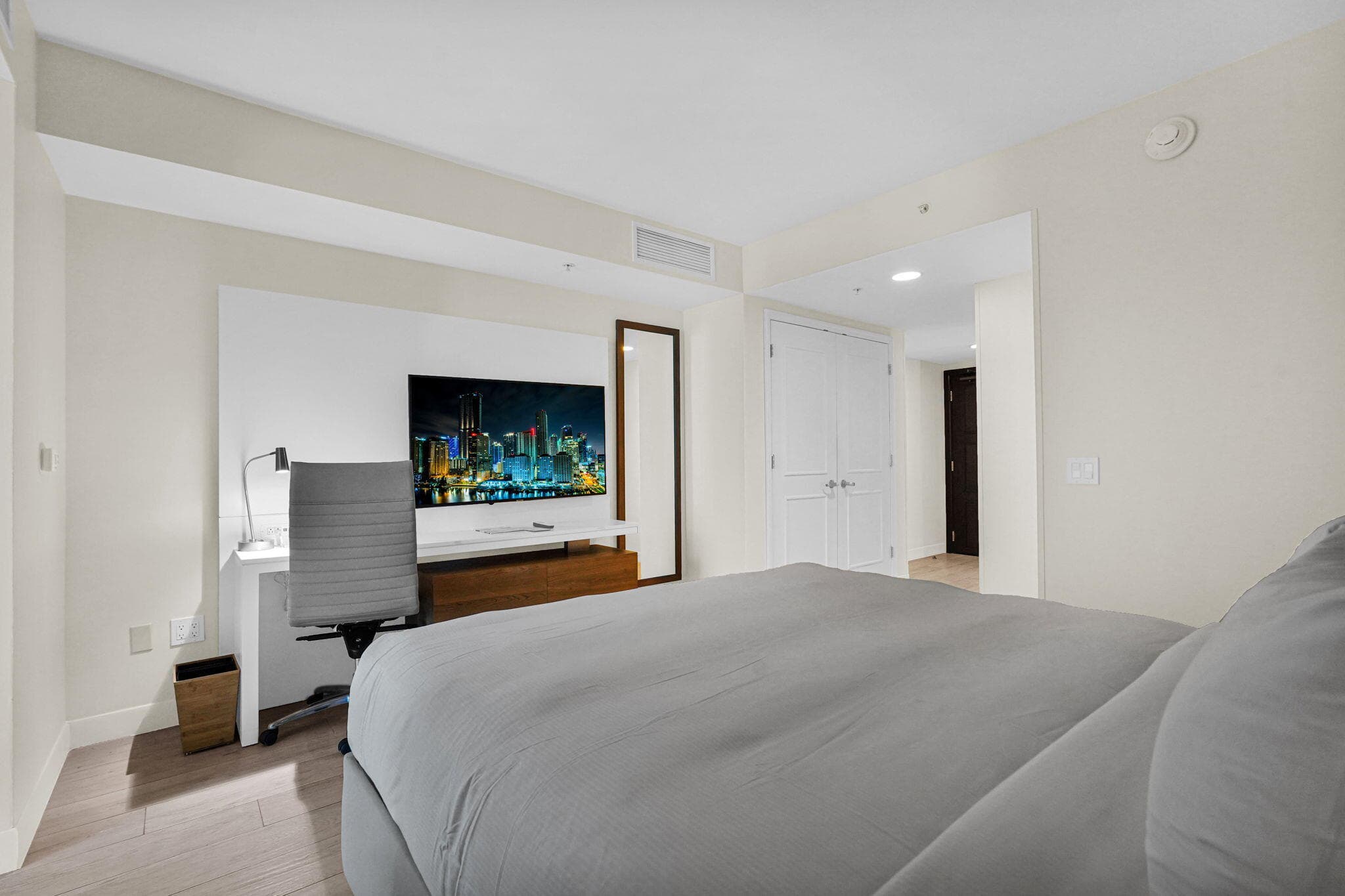 505 N Fort Lauderdale Beach Boulevard 1103, Fort Lauderdale, FL 33304 — photo 33 of 55