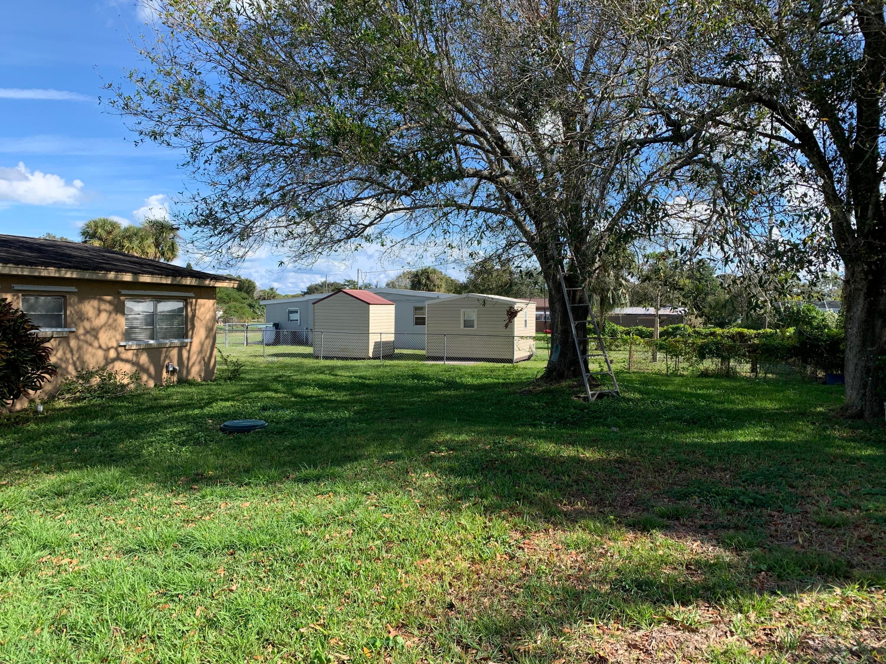 363 Hosbine Street, Fort Pierce, FL 34982 — photo 3 of 17
