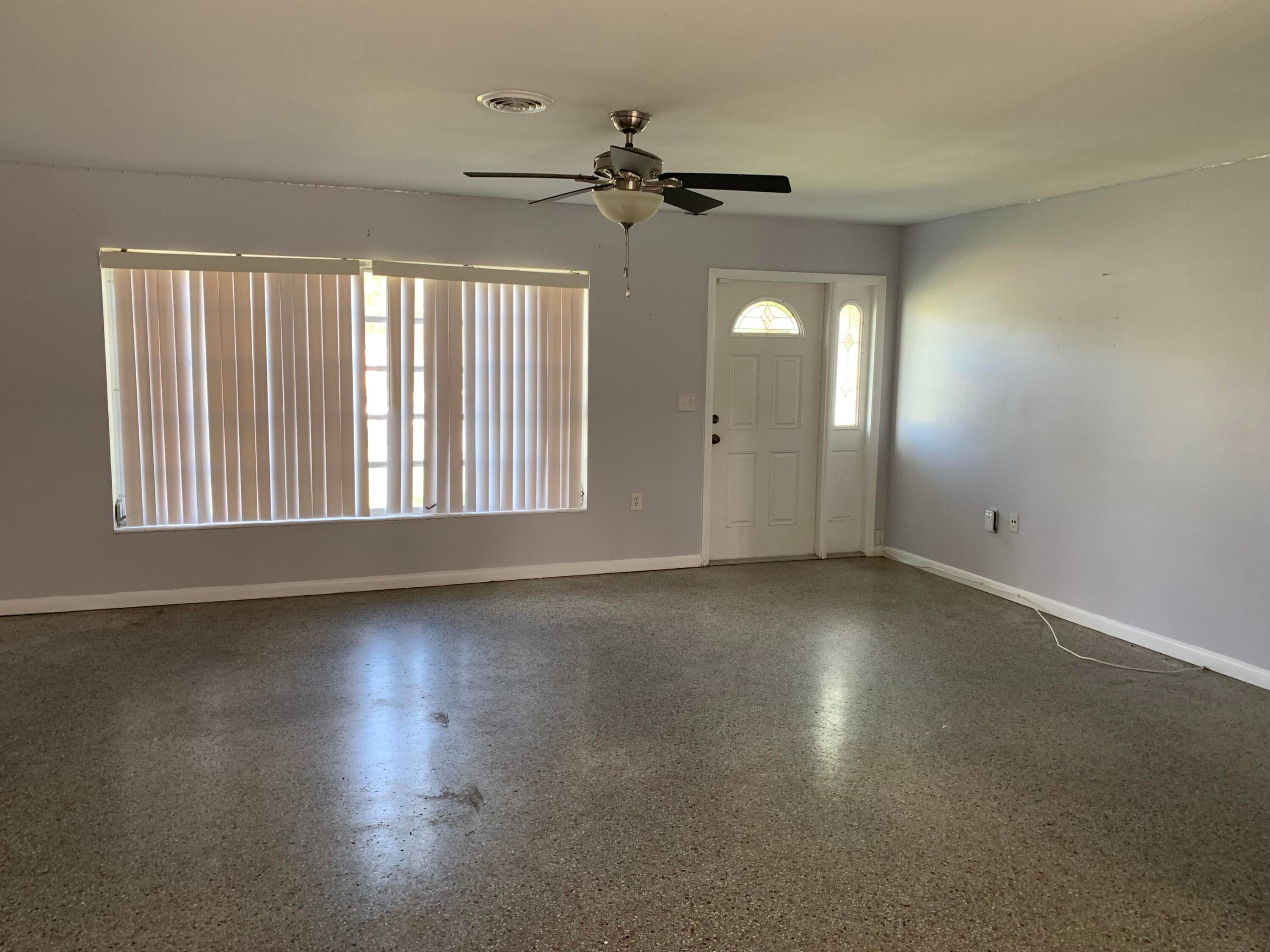 363 Hosbine Street, Fort Pierce, FL 34982 — photo 8 of 17