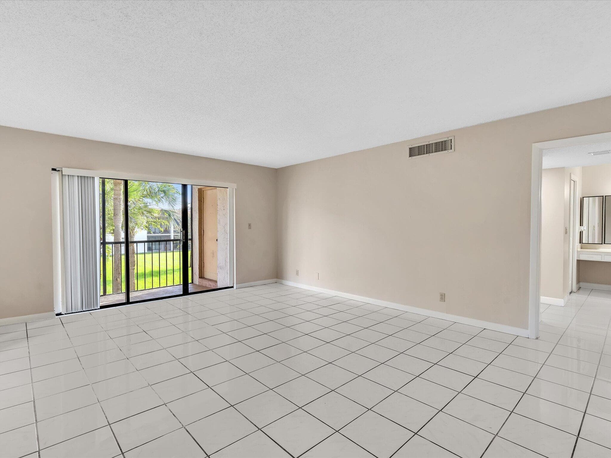 16252 Laurel Drive 201, Weston, FL 33326 — photo 15 of 29