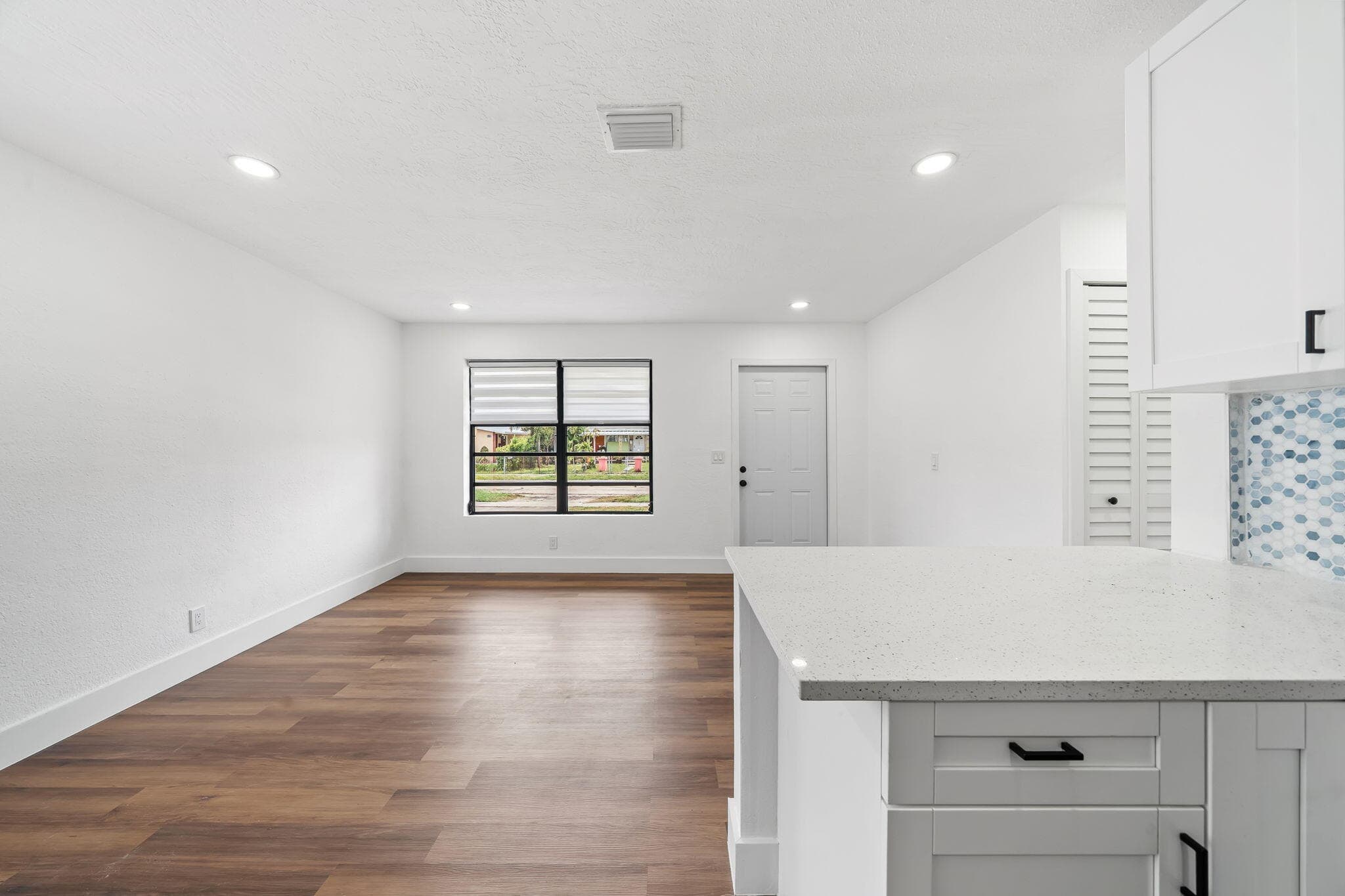 1326 8th Street, West Palm Beach, FL 33401 — photo 12 of 24