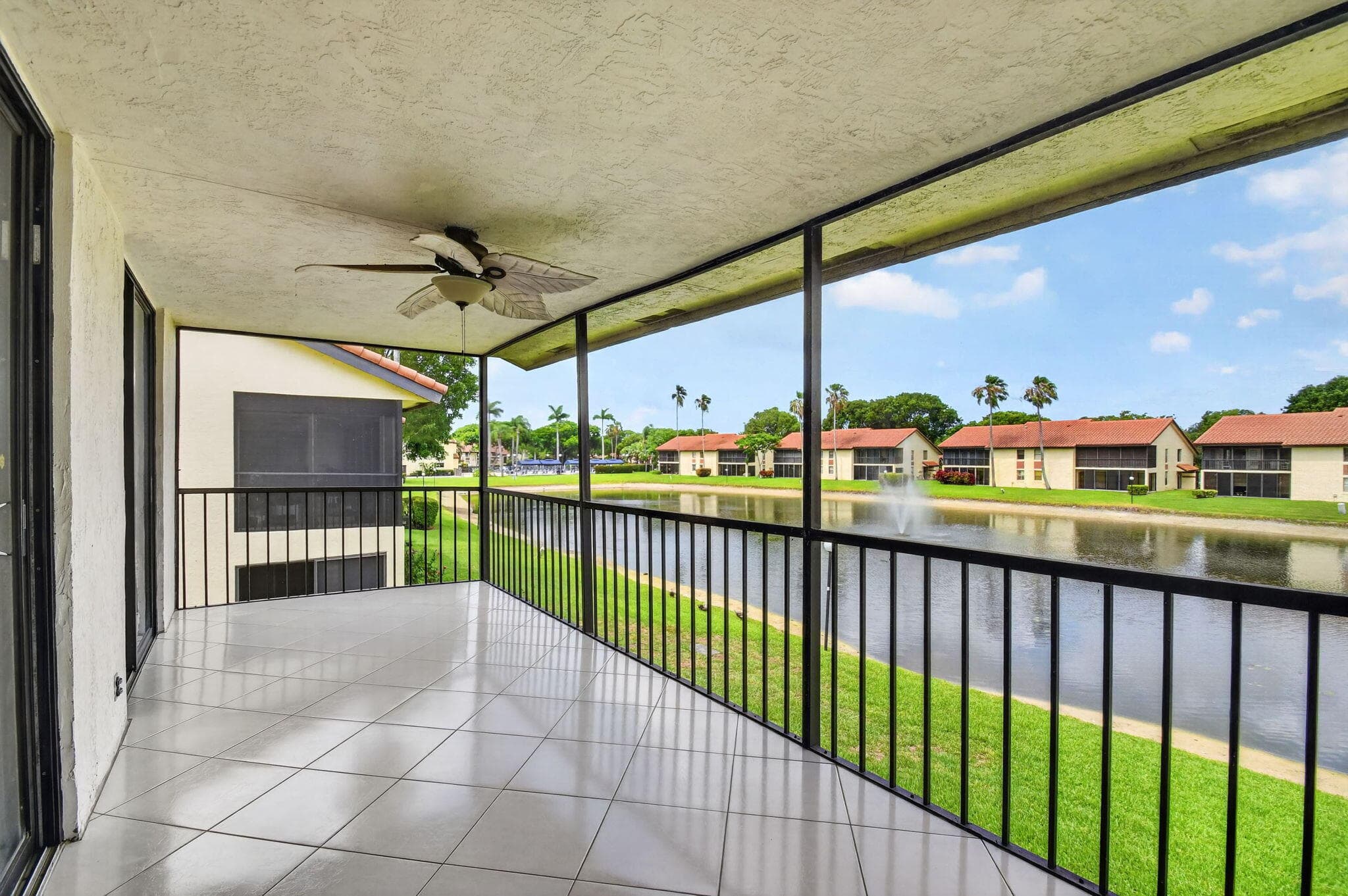 10231 N Circle Lake Drive 201, Boynton Beach, FL 33437 — photo 17 of 77