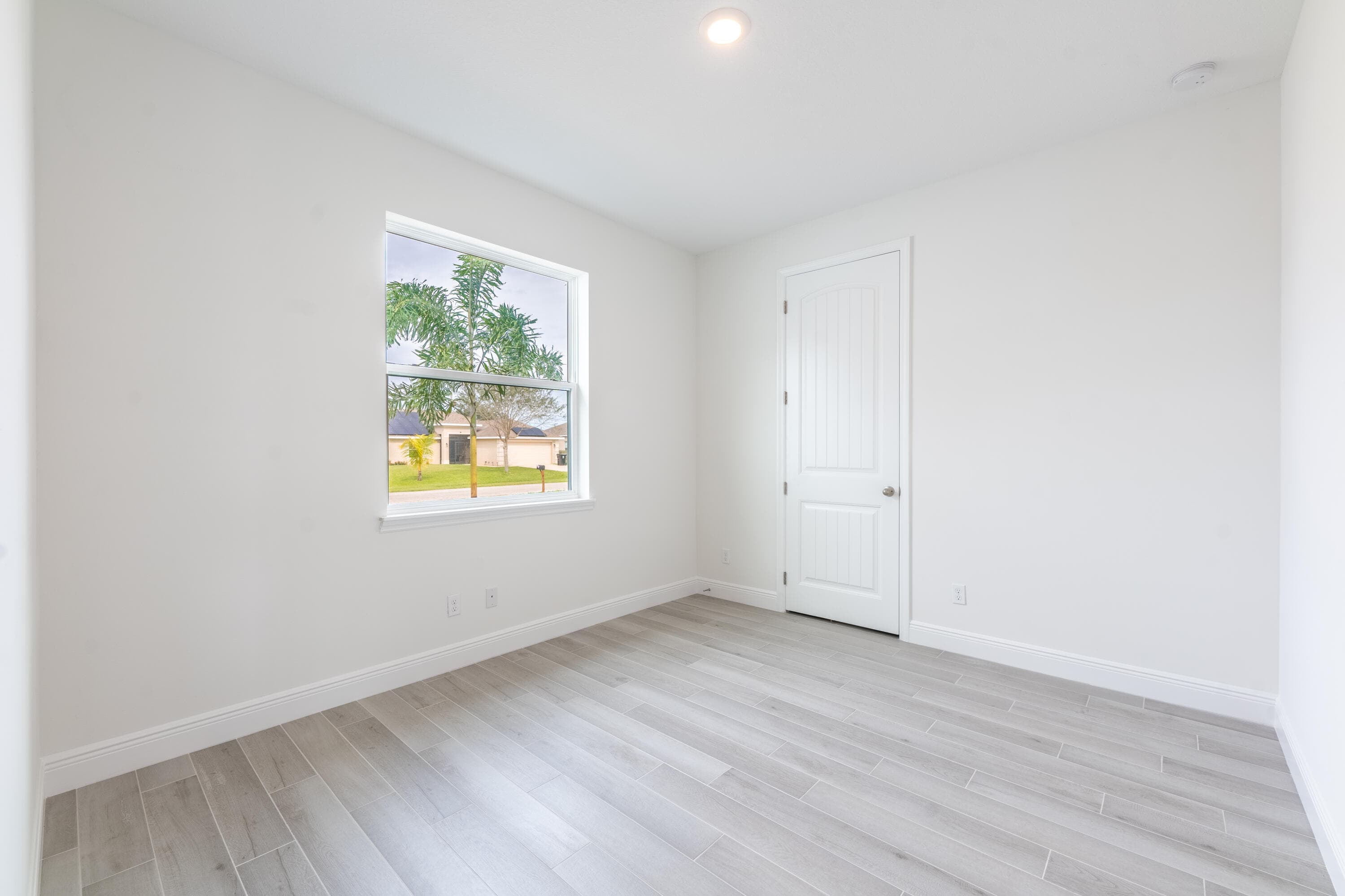 5303 Sunset Boulevard, Fort Pierce, FL 34982 — photo 3 of 19