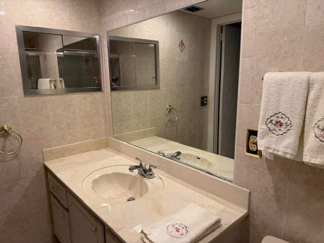 2026 Oakridge D, Deerfield Beach, FL 33442 — photo 27 of 35