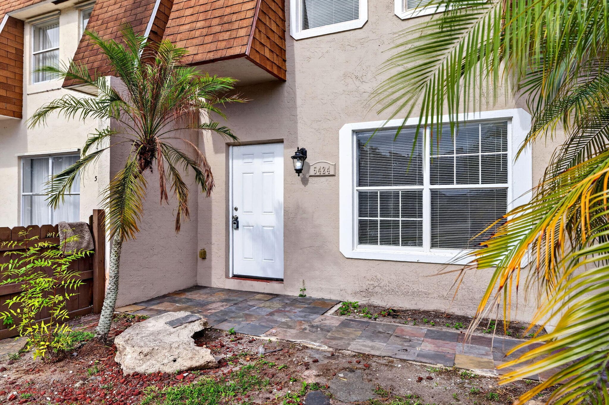 5424 SW 44th Terrace, Dania Beach, FL 33314 — photo 4 of 69
