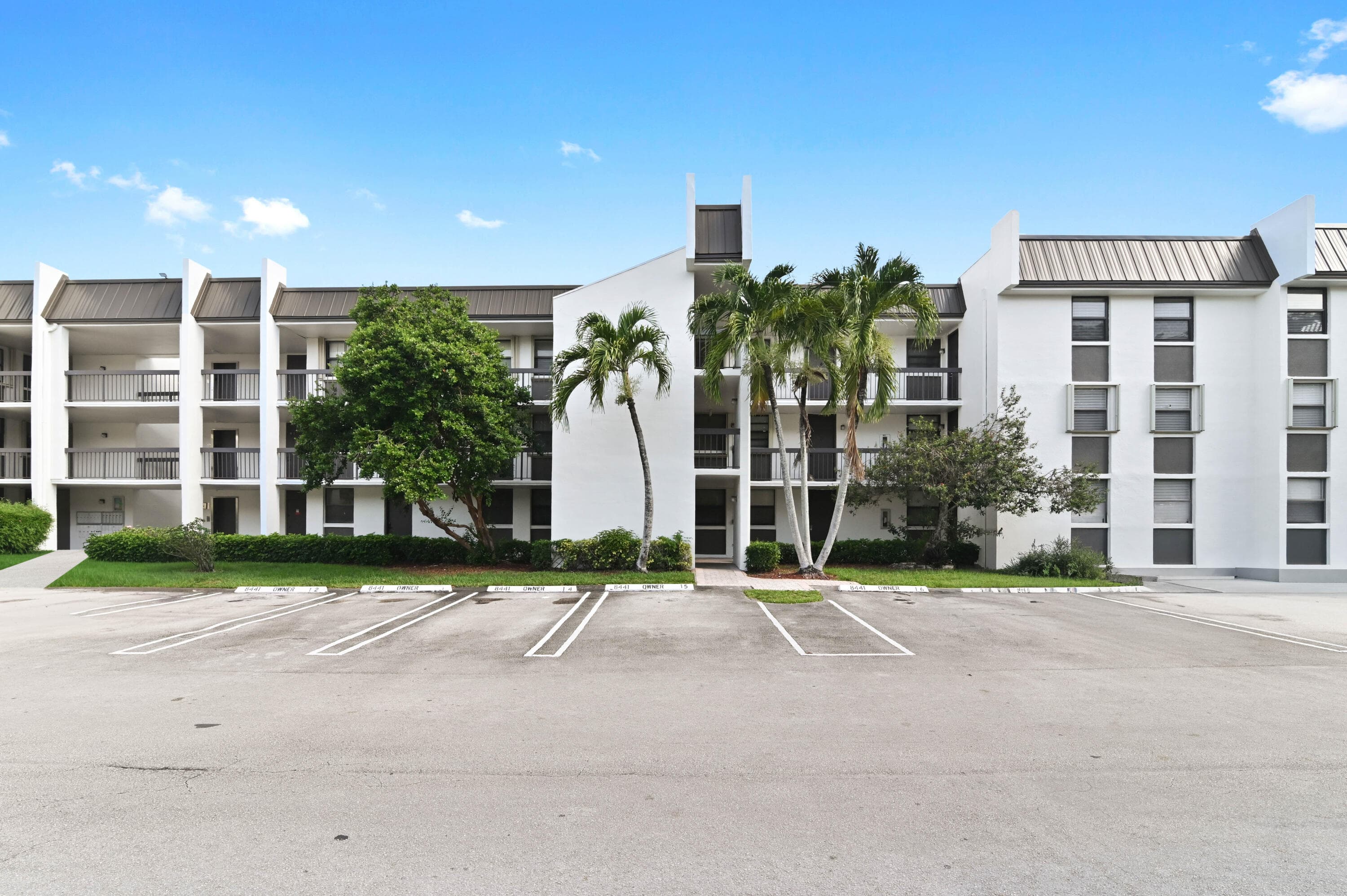 8441 Forest Hills Drive 306, Coral Springs, FL 33065 — photo 1 of 24