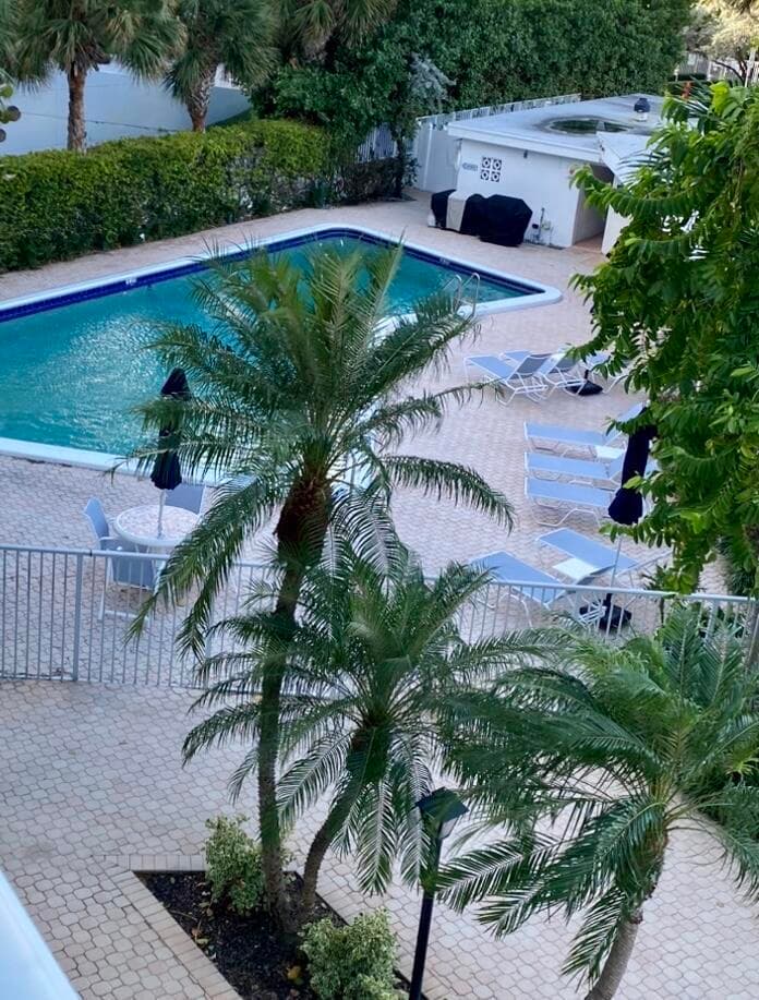 1530 S Ocean 203, Lauderdale-By-The-Sea, FL 33062 — photo 21 of 33