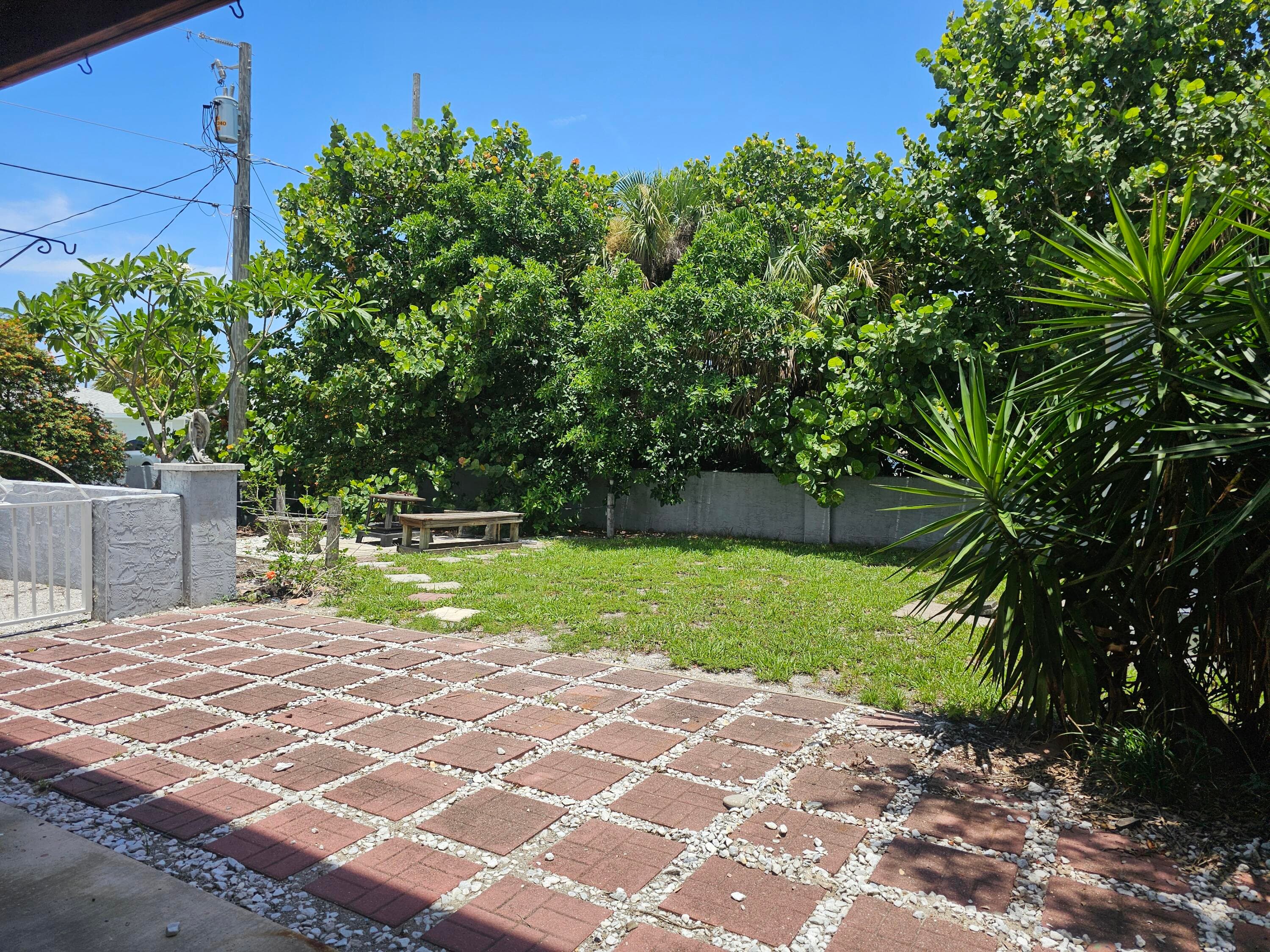 1801 Saint Lucie Court, Fort Pierce, FL 34949 — photo 4 of 12