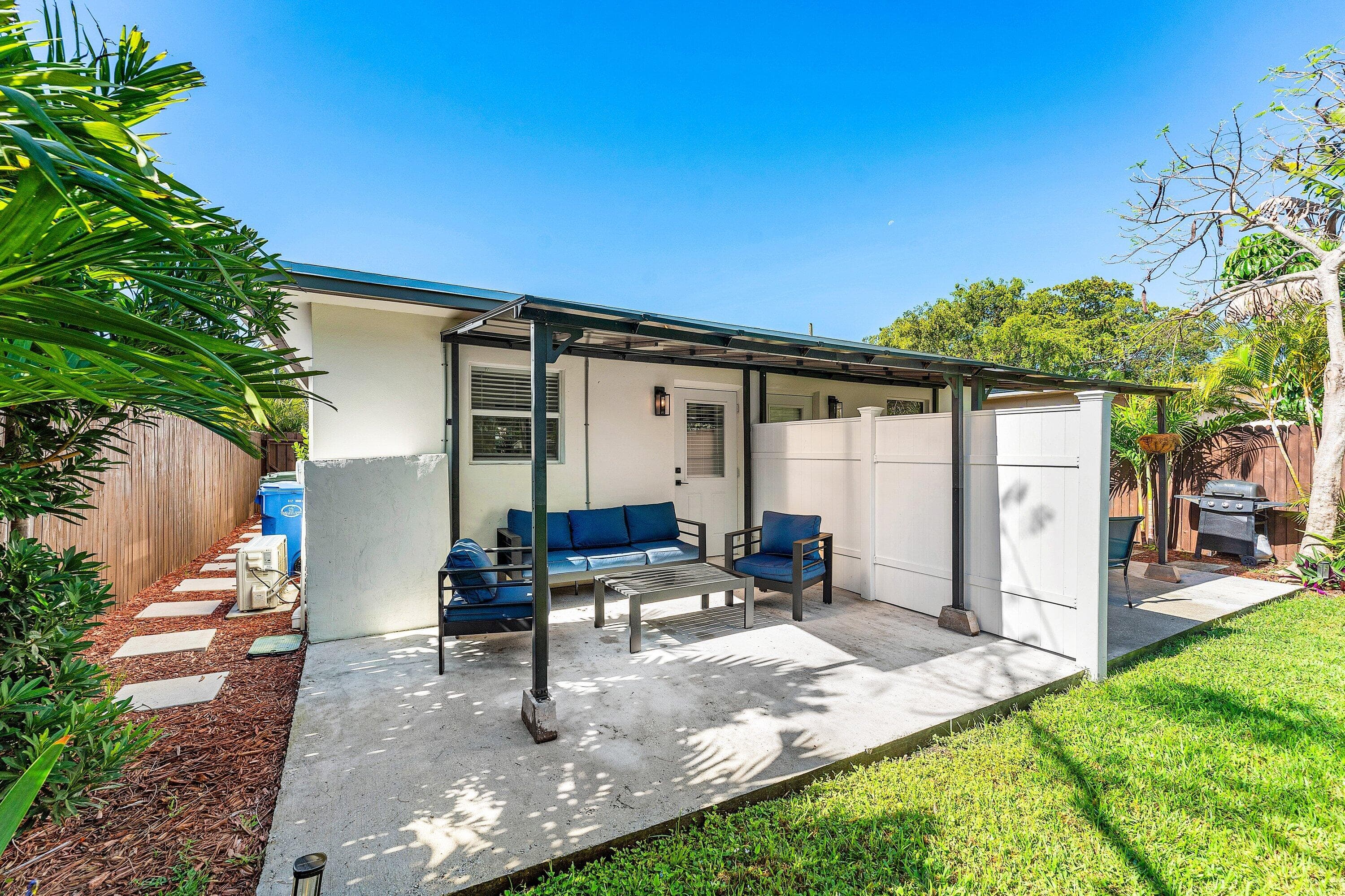 1545 NE 32nd Street 2, Oakland Park, FL 33334 — photo 17 of 27
