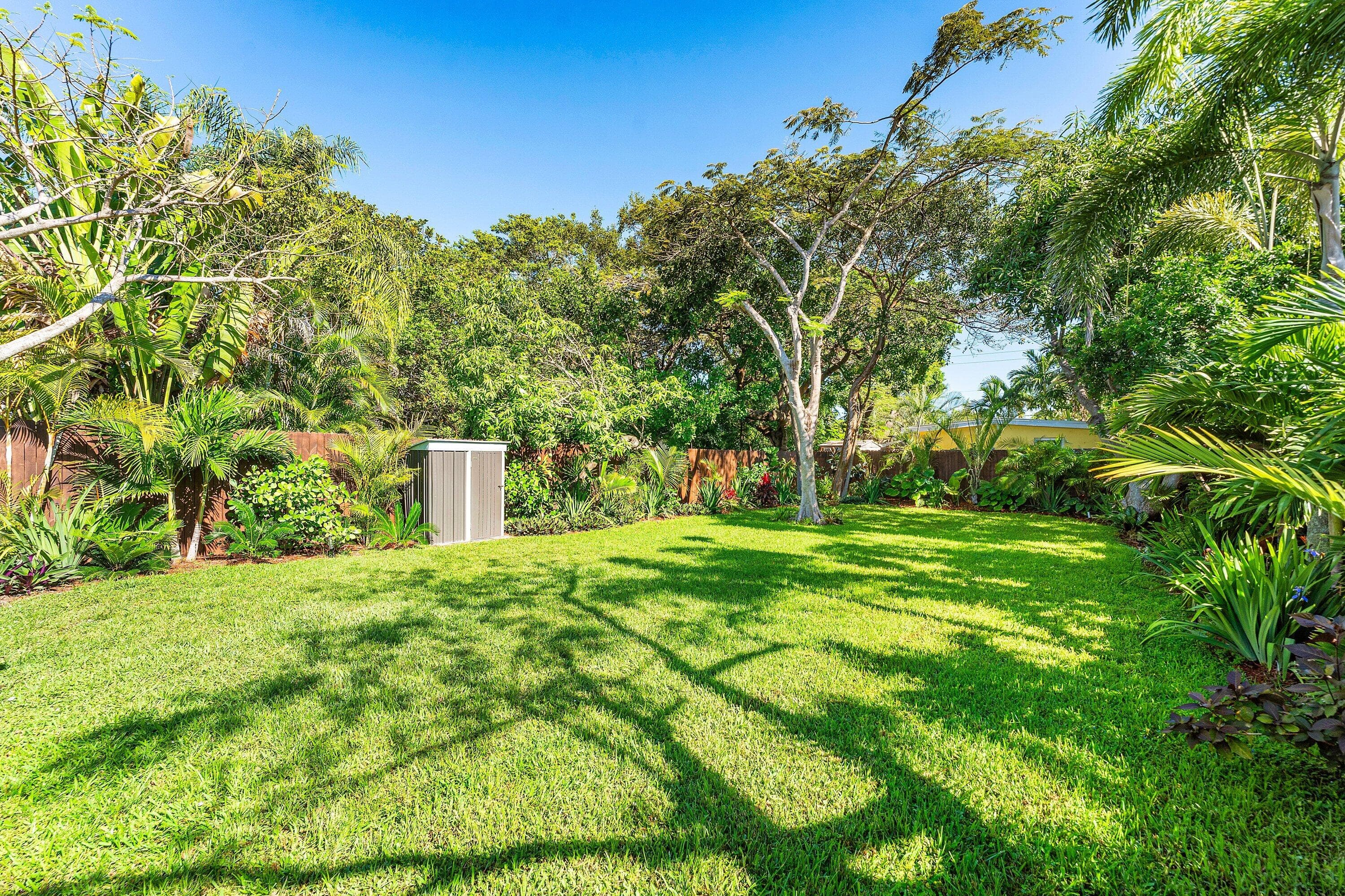 1545 NE 32nd Street 2, Oakland Park, FL 33334 — photo 18 of 27