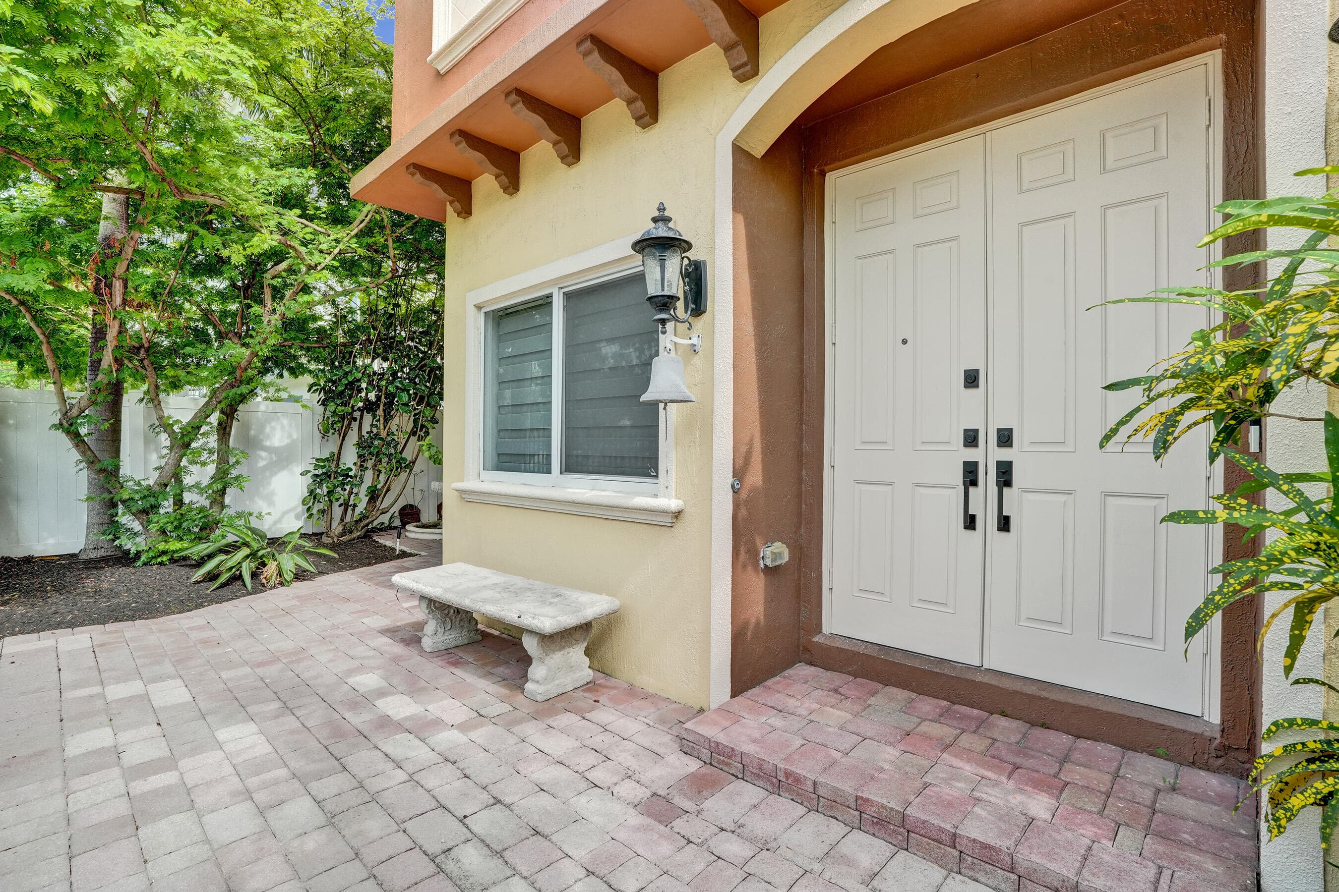 804 NE 7th Street, Fort Lauderdale, FL 33304 — photo