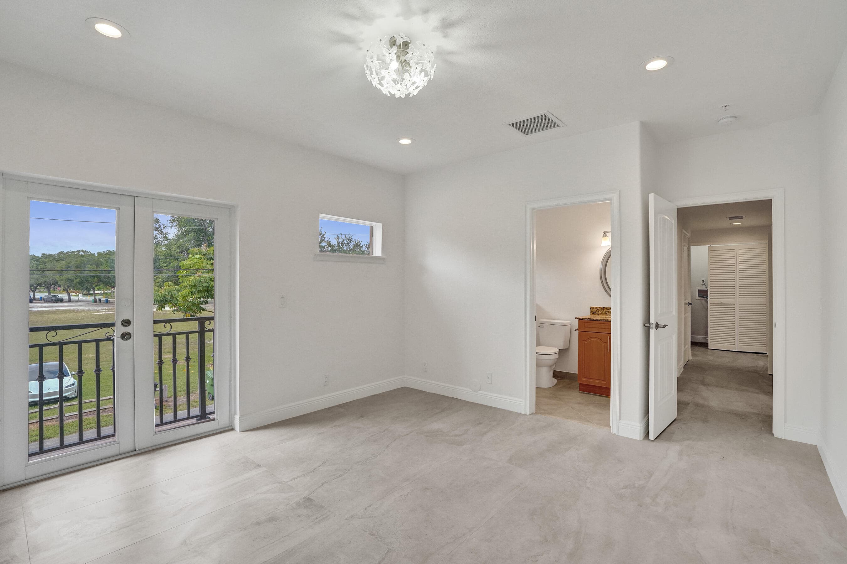 804 NE 7th Street, Fort Lauderdale, FL 33304 — photo 29 of 78
