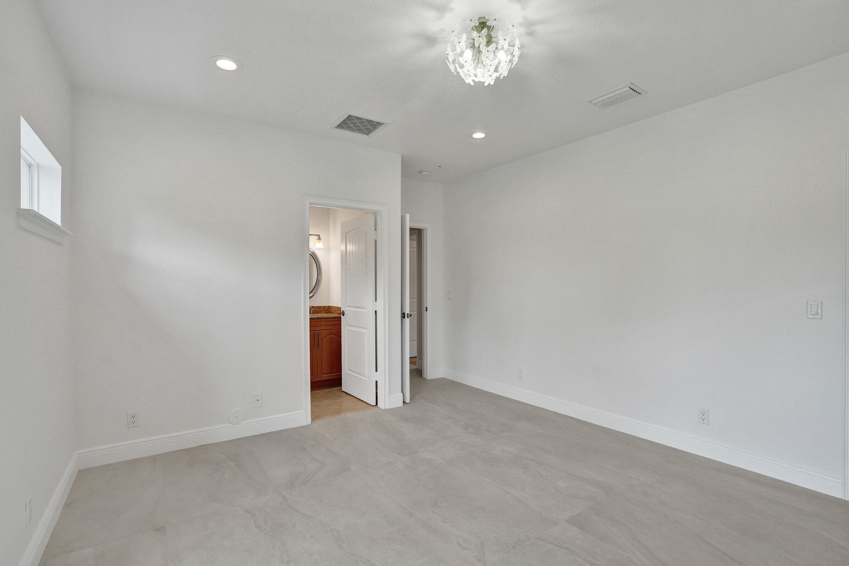 804 NE 7th Street, Fort Lauderdale, FL 33304 — photo 31 of 78