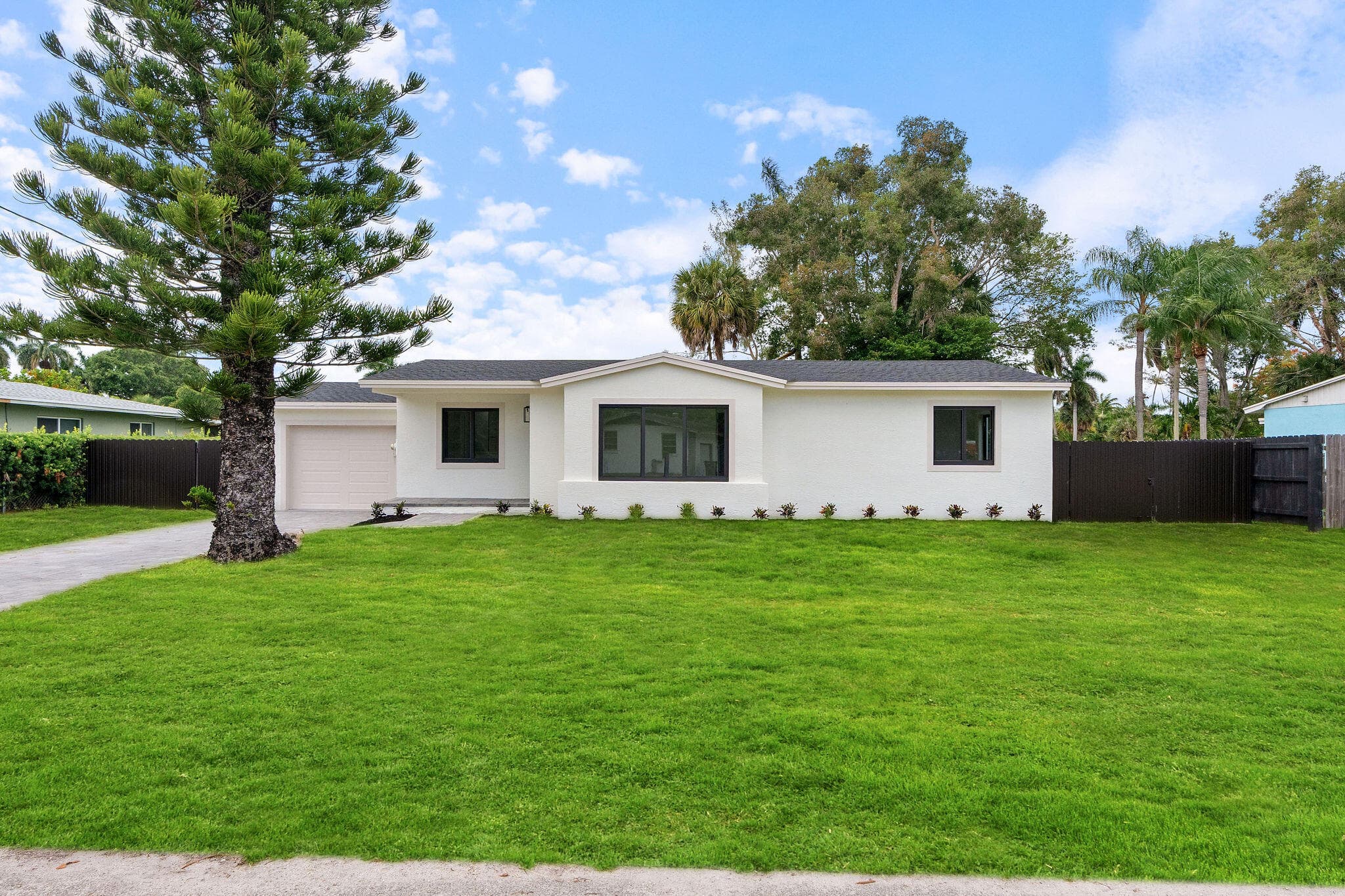 3185 Riddle Road, West Palm Beach, FL 33406 — photo 3 of 33