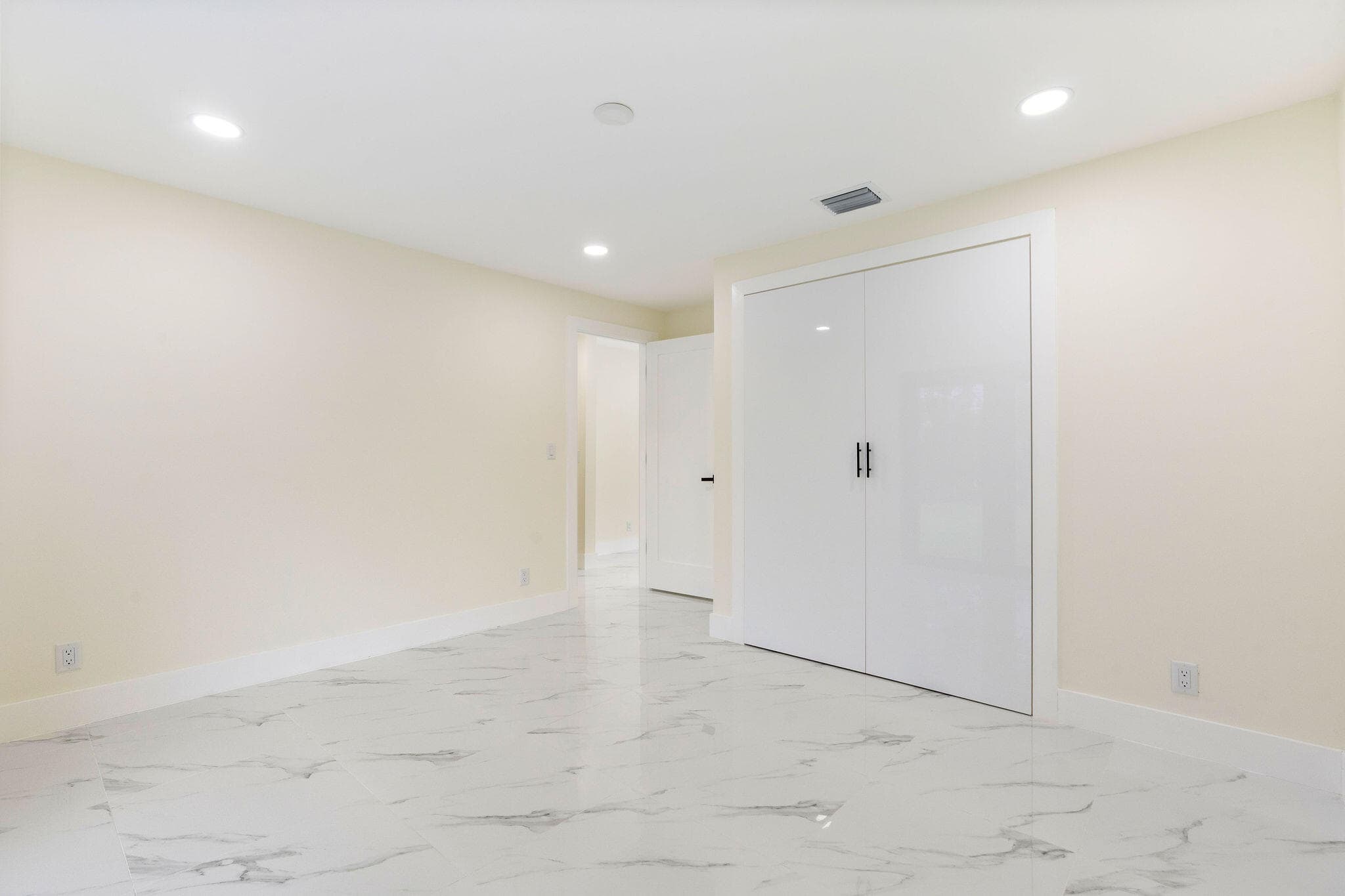 3185 Riddle Road, West Palm Beach, FL 33406 — photo 26 of 33