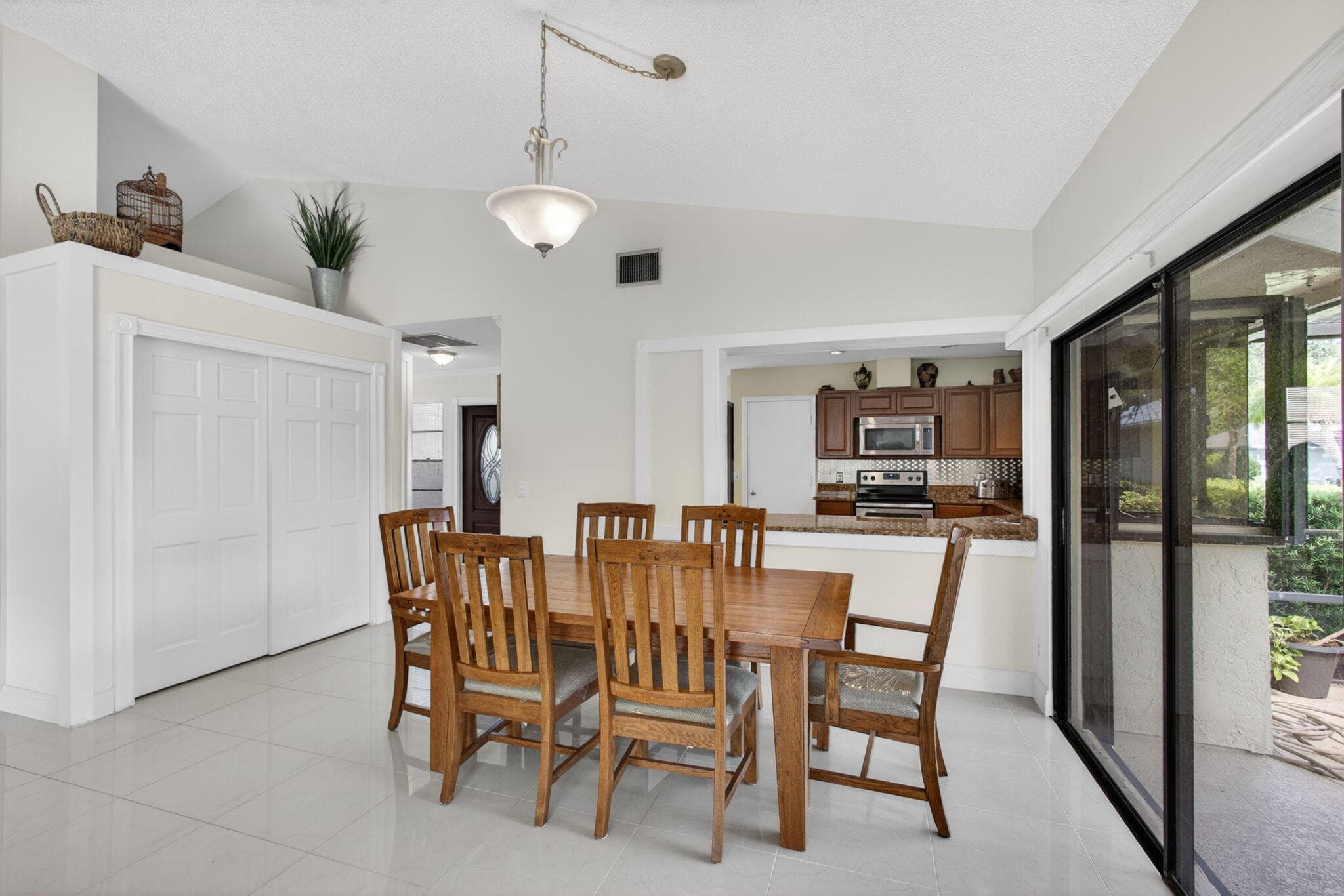 6057 Brandon Street, Palm Beach Gardens, FL 33418 — photo 7 of 45