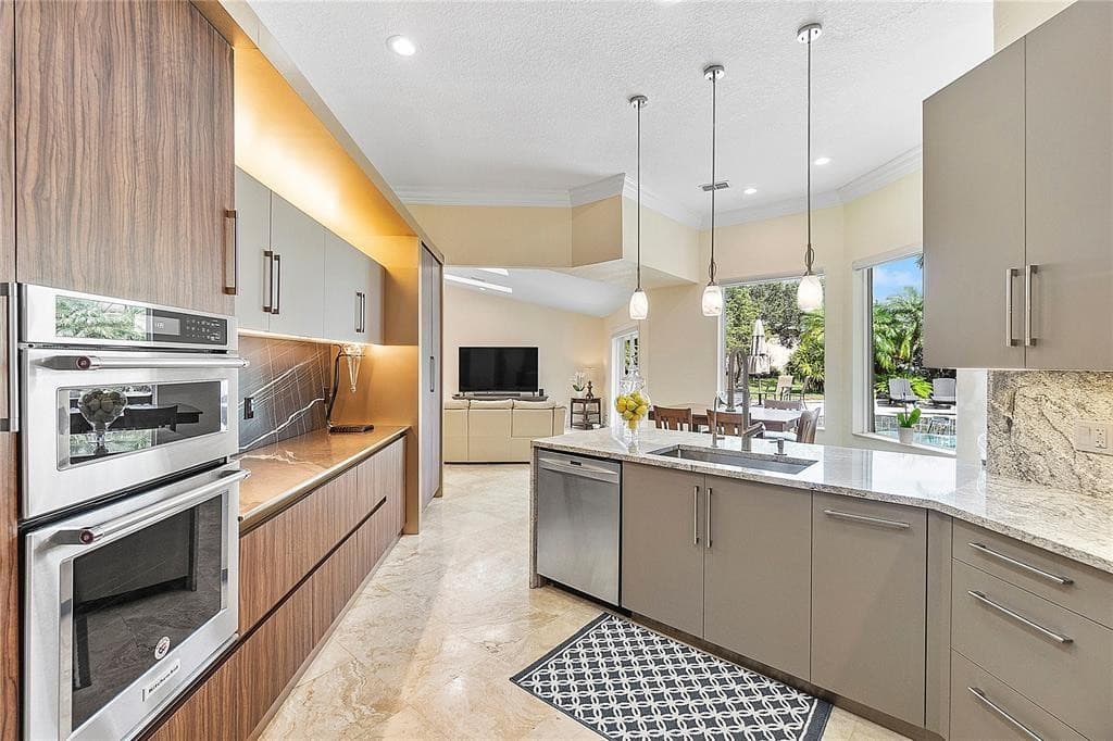 11999 Classic Drive, Coral Springs, FL 33071 — photo 6 of 40