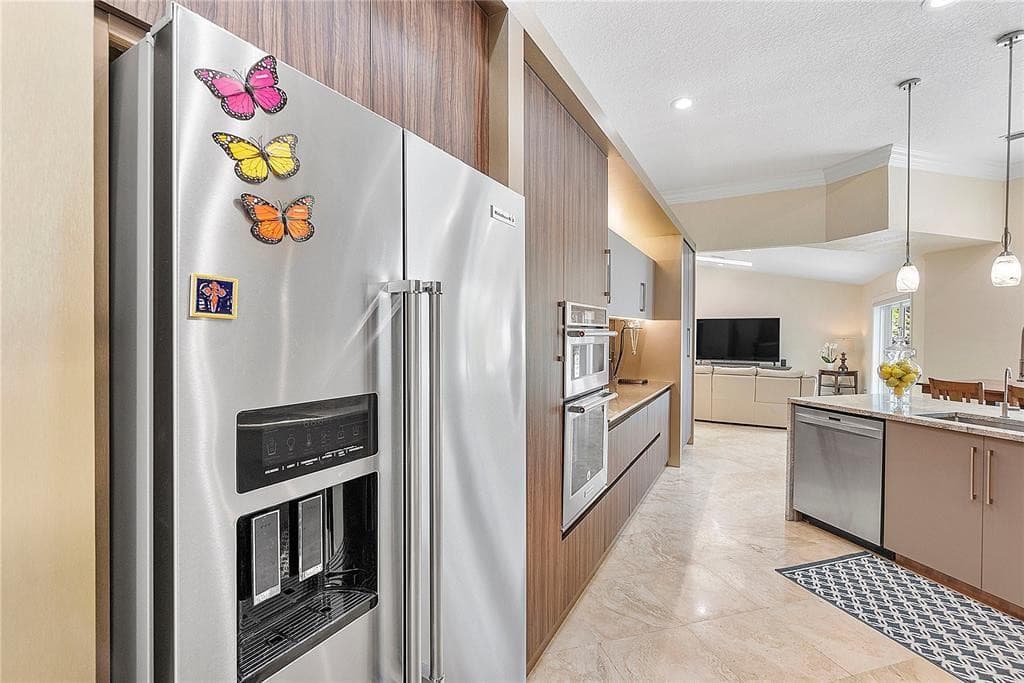11999 Classic Drive, Coral Springs, FL 33071 — photo 8 of 40