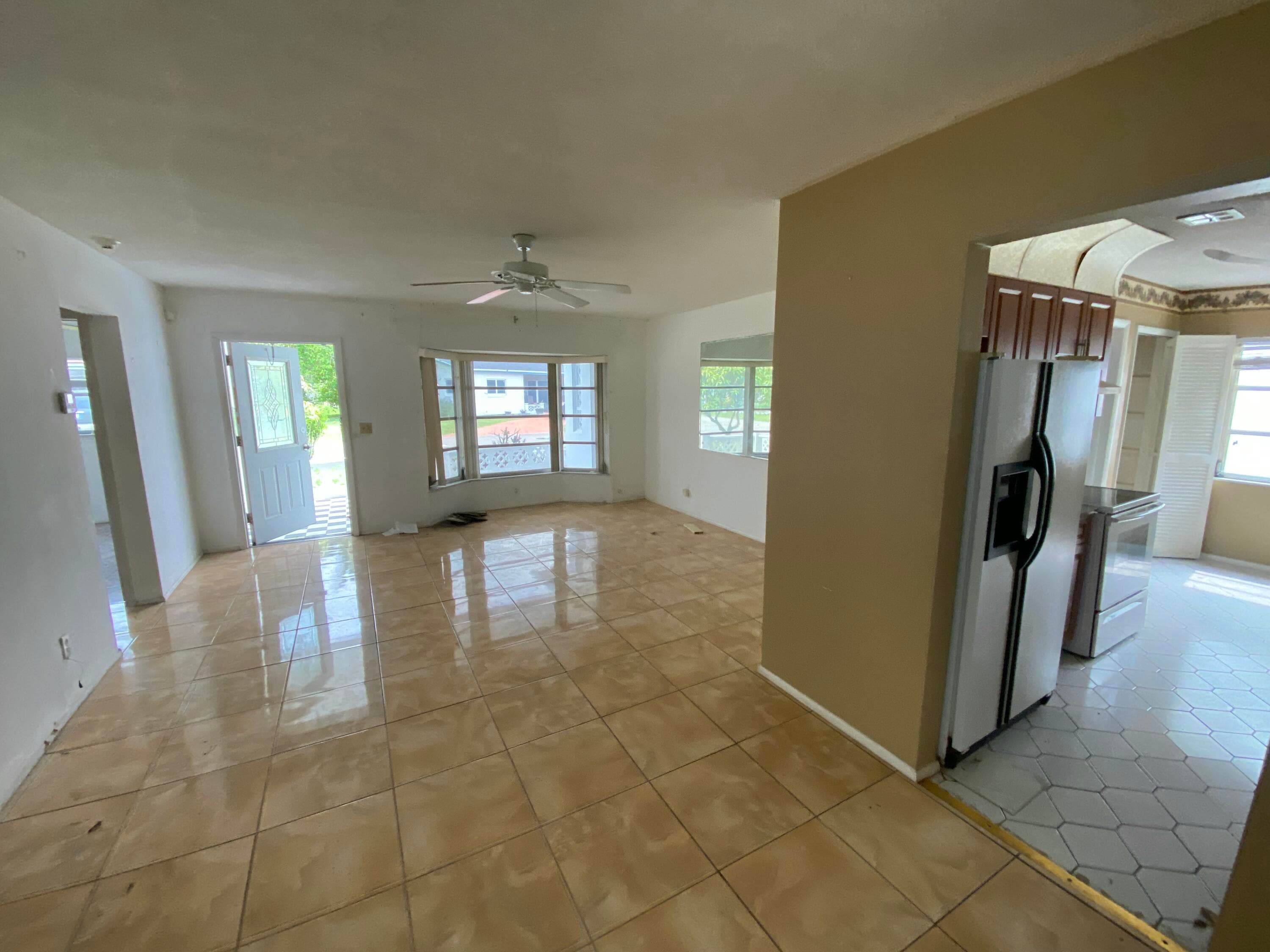 5139 NW 43rd Court, Lauderdale Lakes, FL 33319 — photo 10 of 19