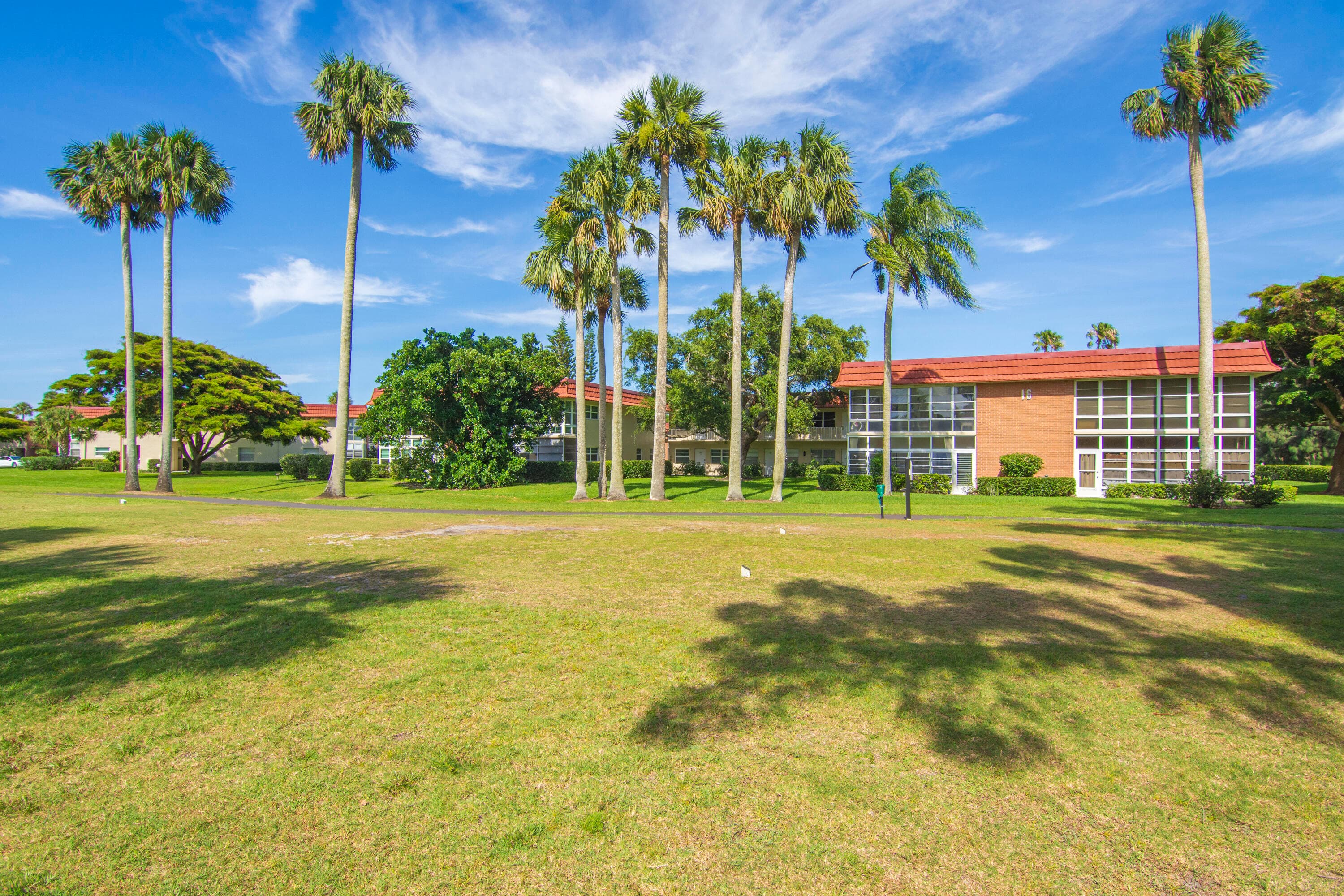 16 Vista Palm Lane 106, Vero Beach, FL 32962 — photo 9 of 55
