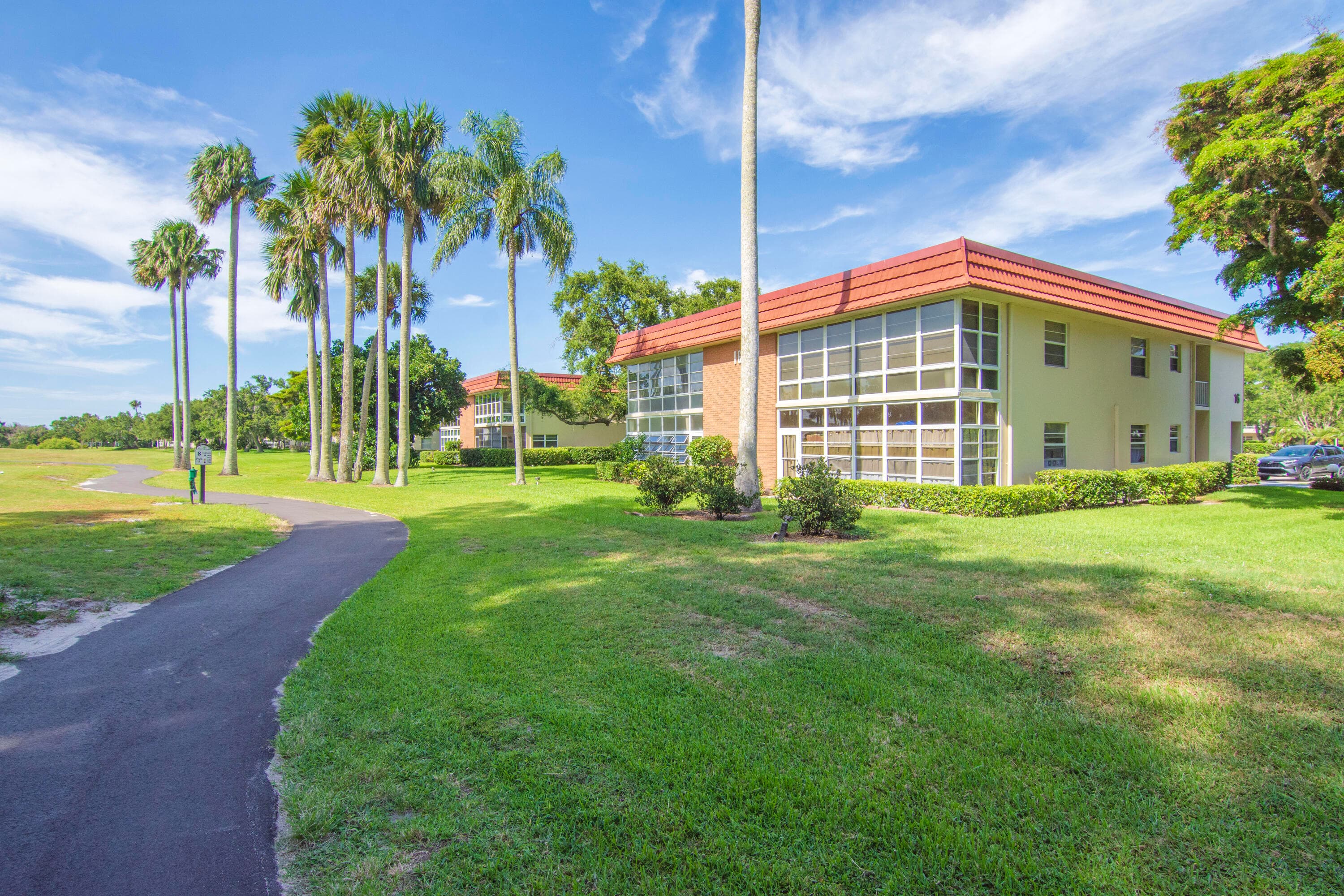 16 Vista Palm Lane 106, Vero Beach, FL 32962 — photo 11 of 55