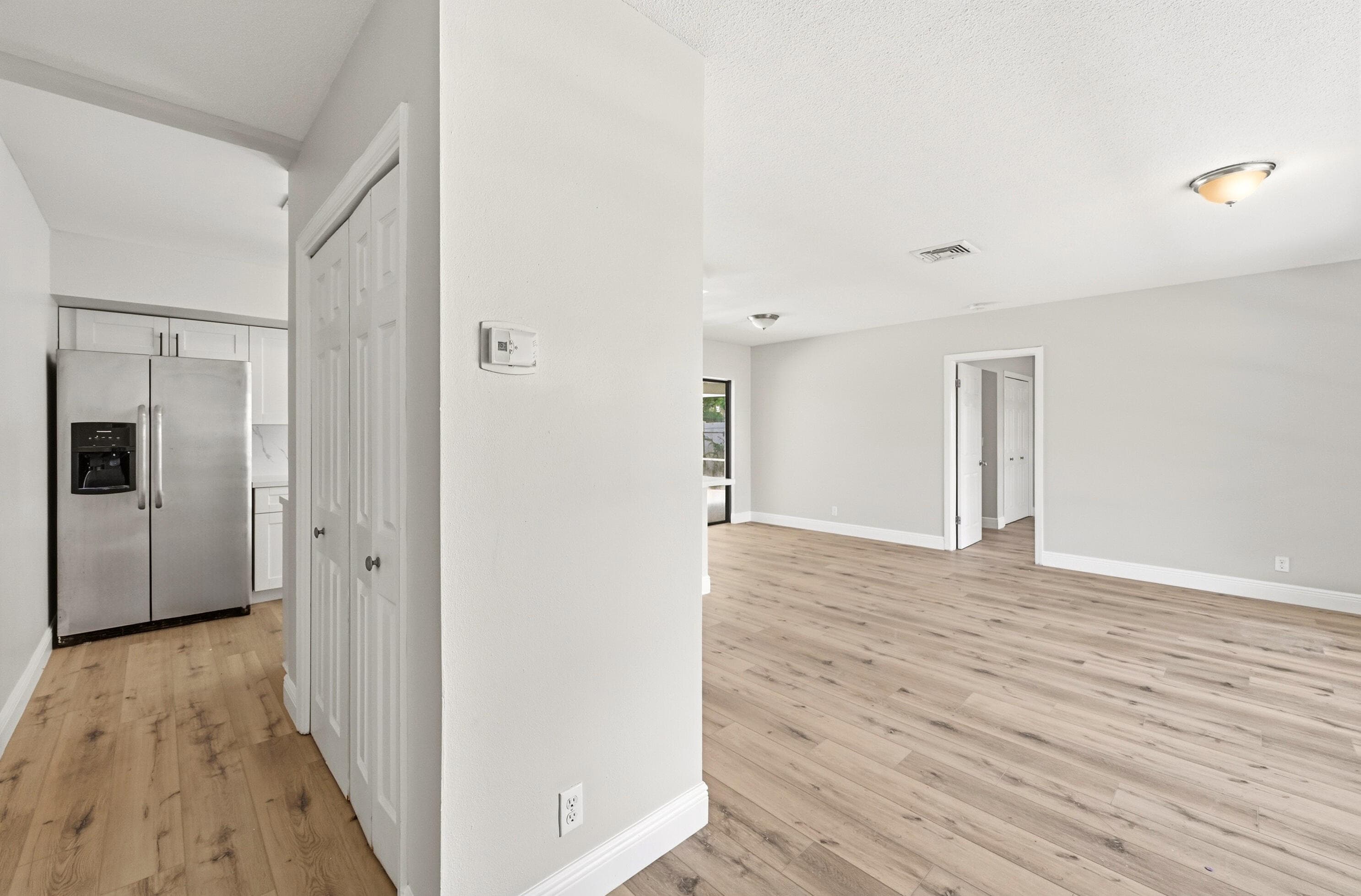 8 NE 9th Avenue, Deerfield Beach, FL 33441 — photo 12 of 56