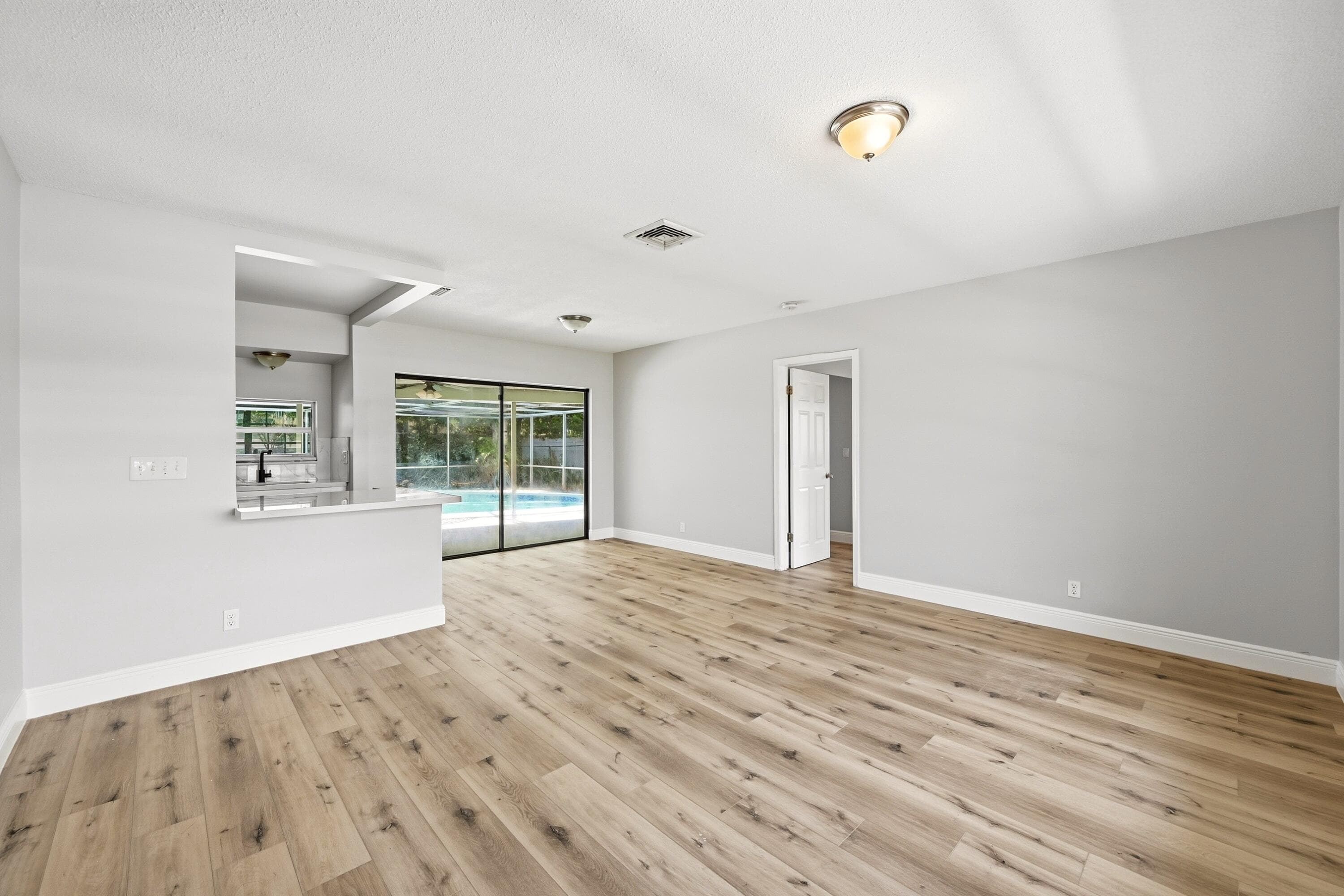 8 NE 9th Avenue, Deerfield Beach, FL 33441 — photo 11 of 56