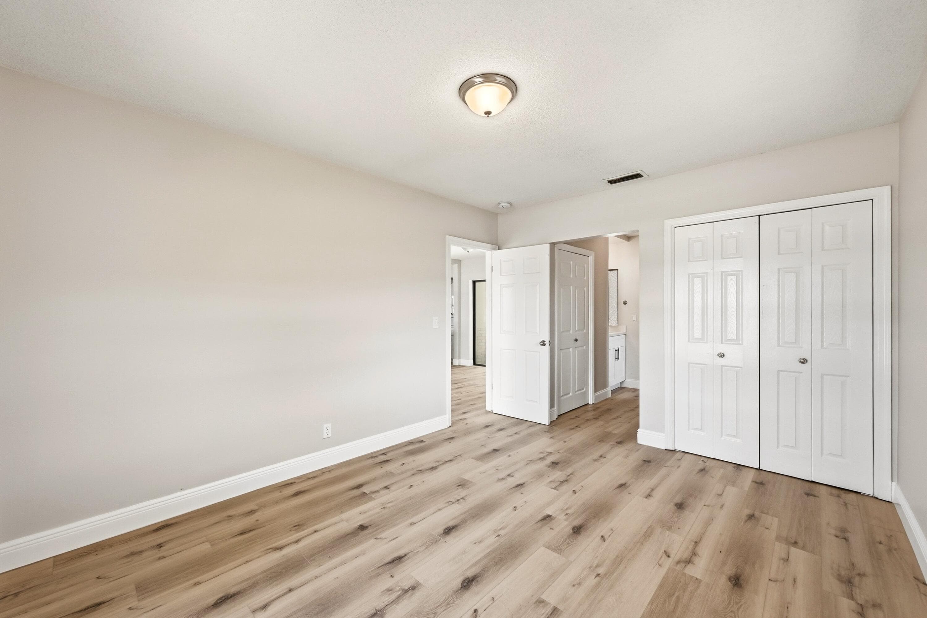 8 NE 9th Avenue, Deerfield Beach, FL 33441 — photo 17 of 56