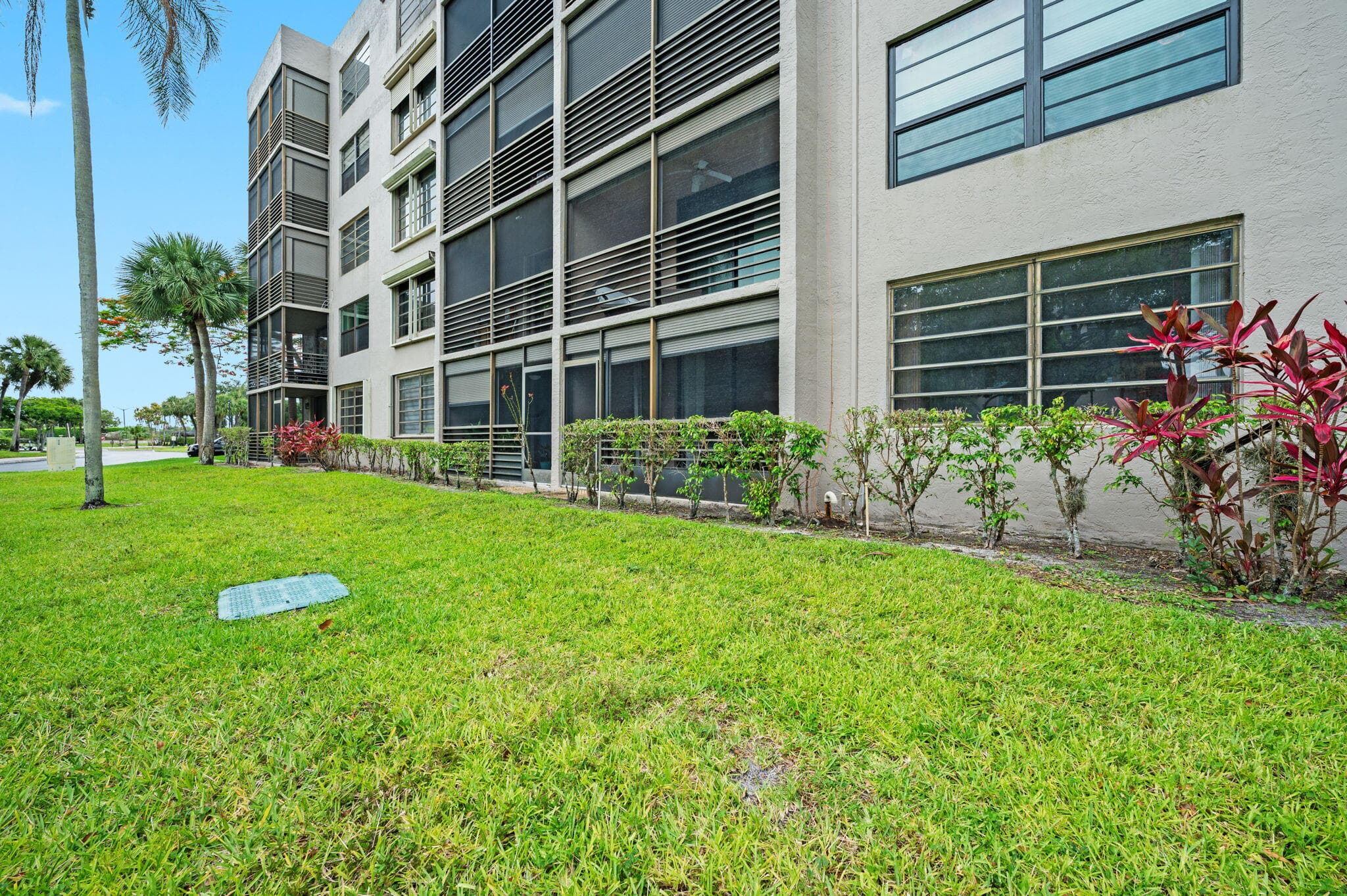 900 Colony Point Circle 121, Pembroke Pines, FL 33026 — photo 22 of 39