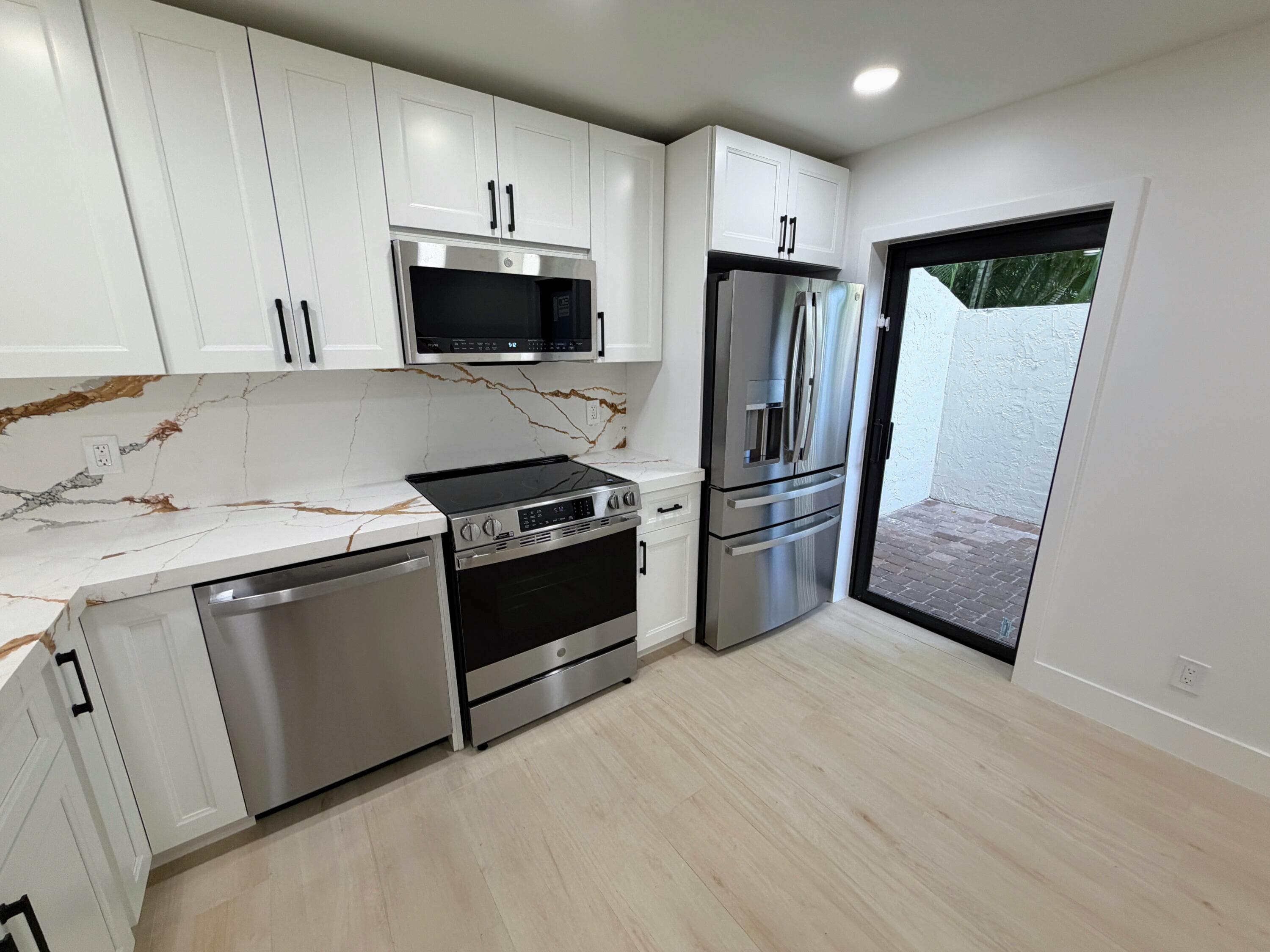 575 NE 7th Avenue 4b, Fort Lauderdale, FL 33301 — photo 21 of 63