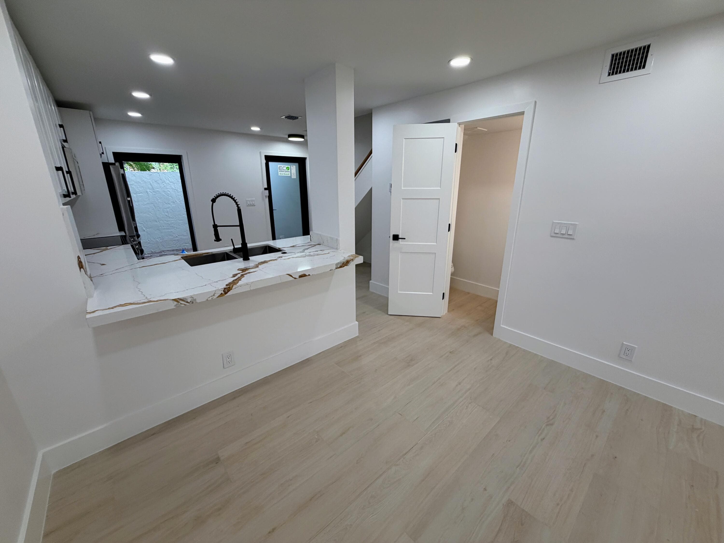 575 NE 7th Avenue 4b, Fort Lauderdale, FL 33301 — photo 24 of 63