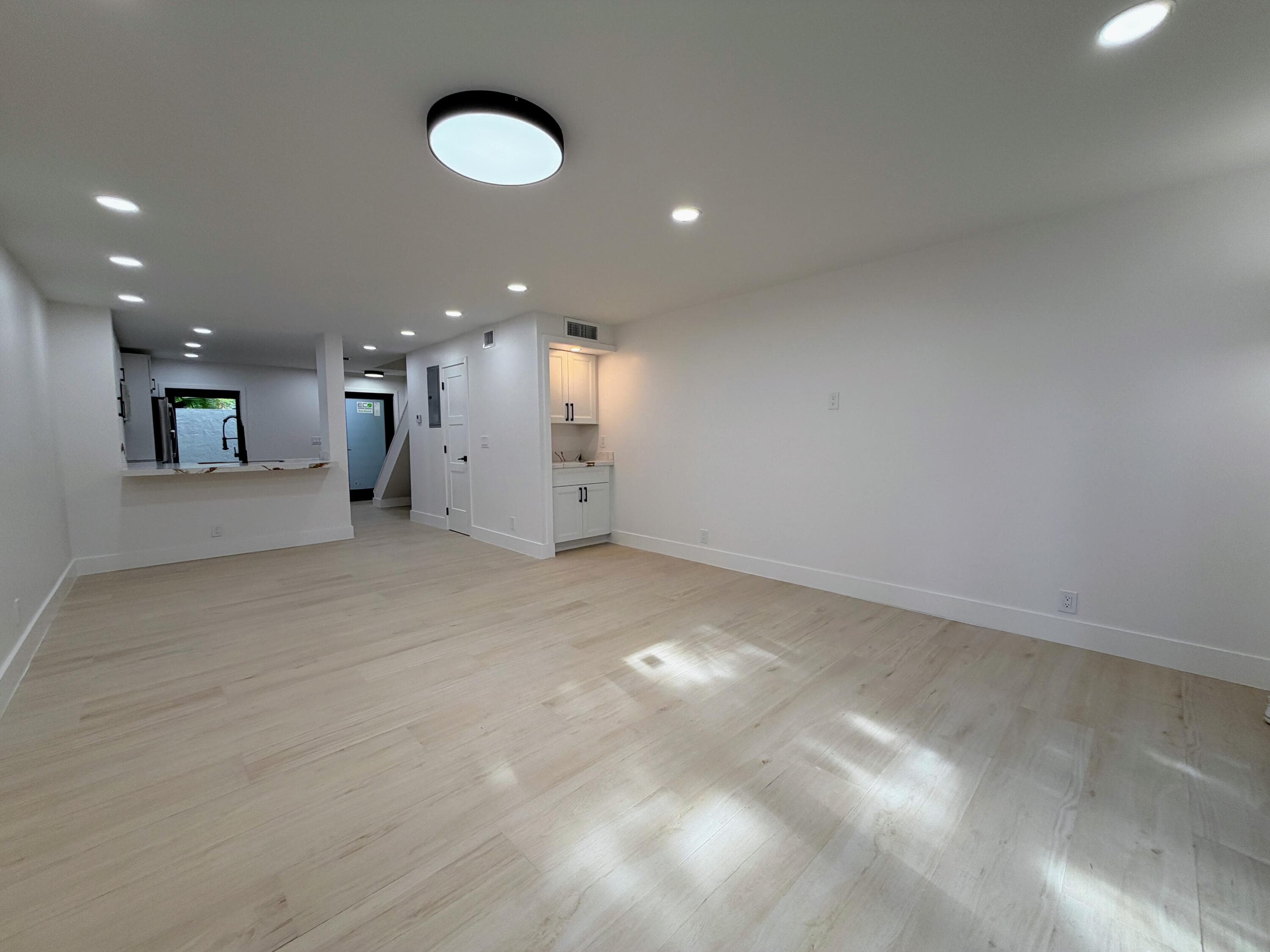 575 NE 7th Avenue 4b, Fort Lauderdale, FL 33301 — photo 28 of 63