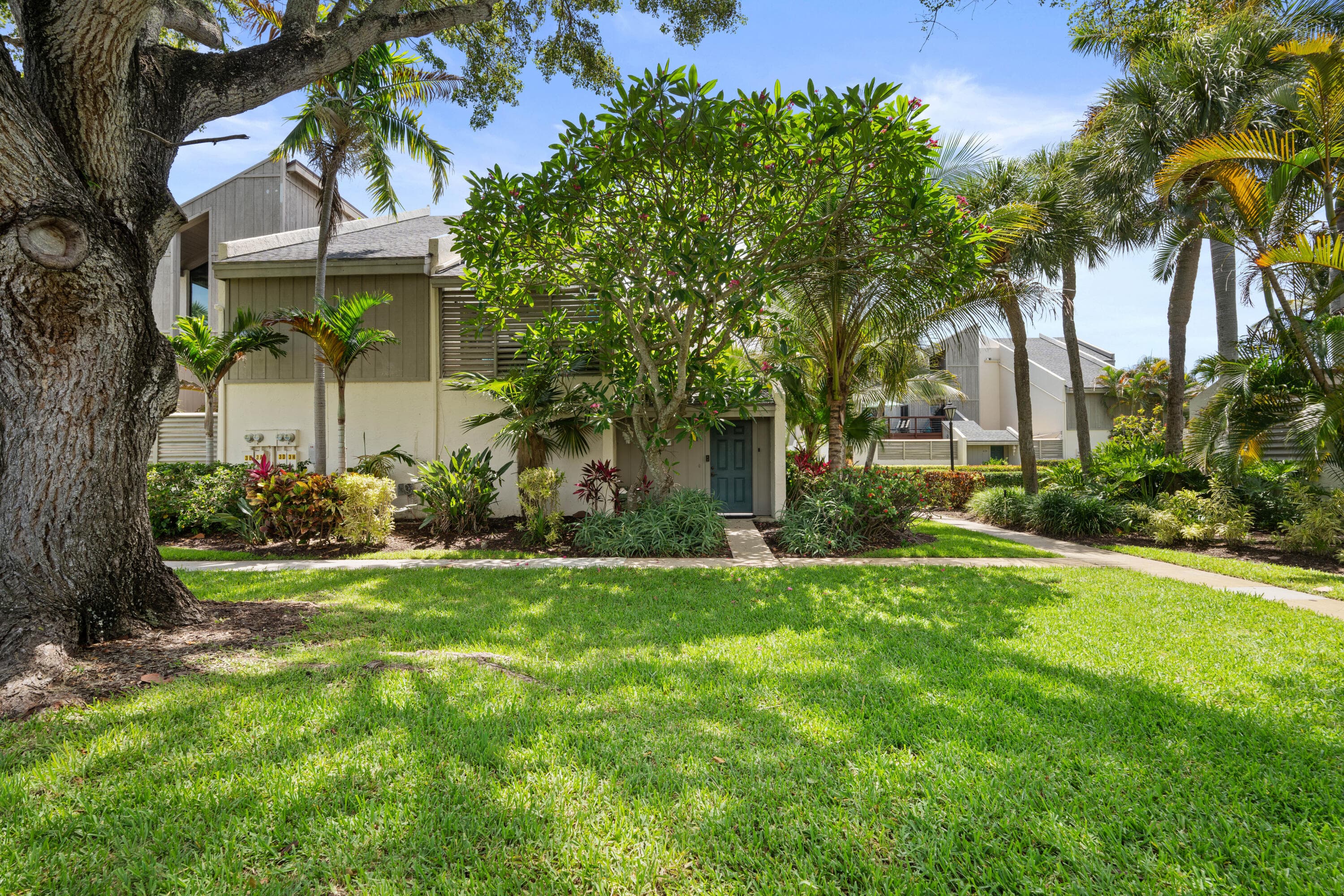 1605 S Us Hwy 1 3h, Jupiter, FL 33477 — photo 2 of 37
