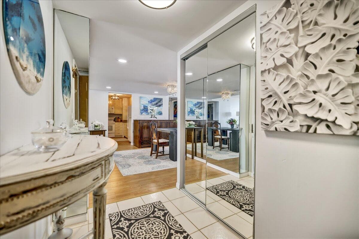 5600 N Flagler Drive Unit 1608, West Palm Beach, FL 33407 — photo