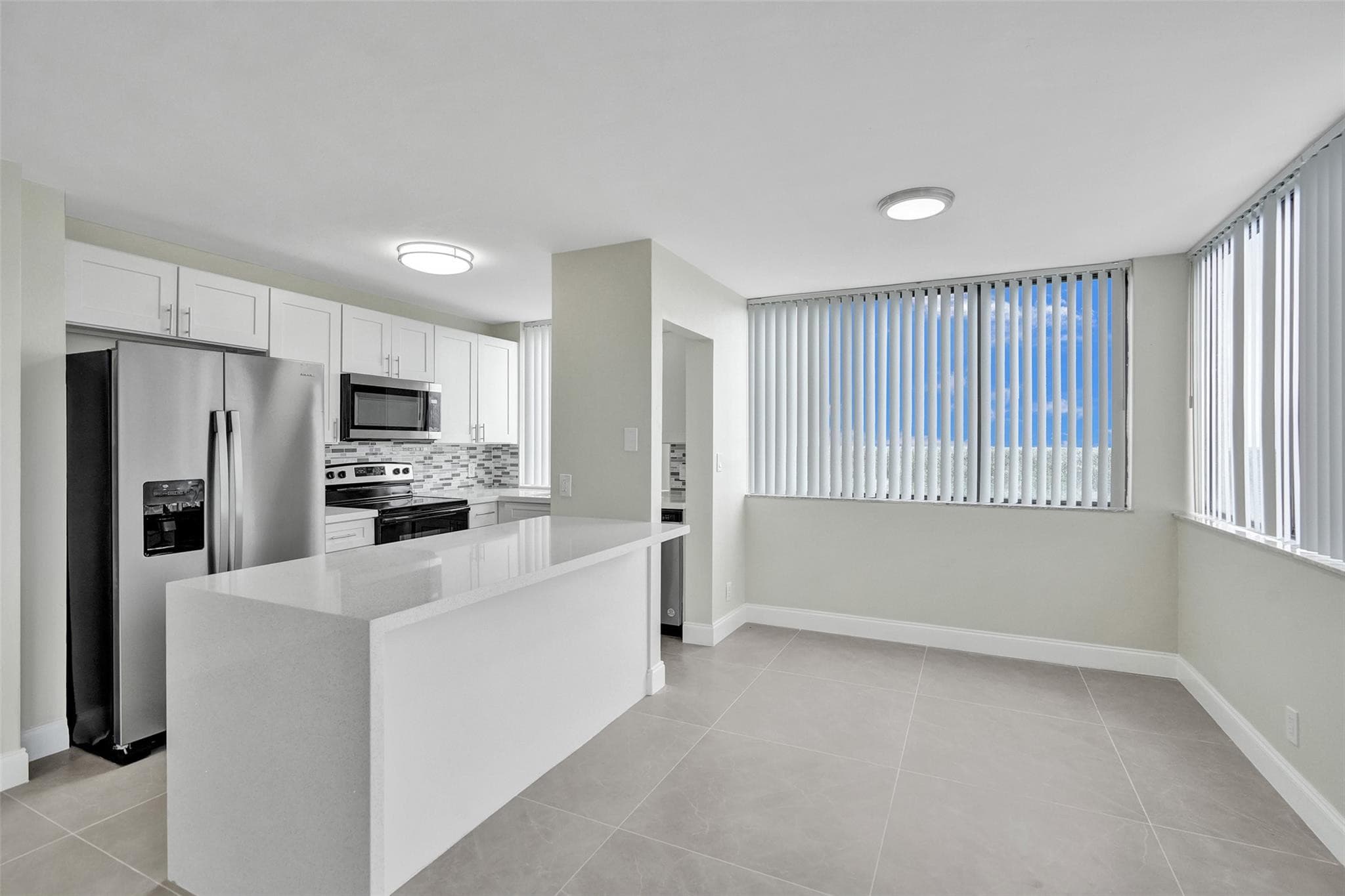 4222 Inverrary Boulevard 4810, Lauderhill, FL 33319 — photo 1 of 64