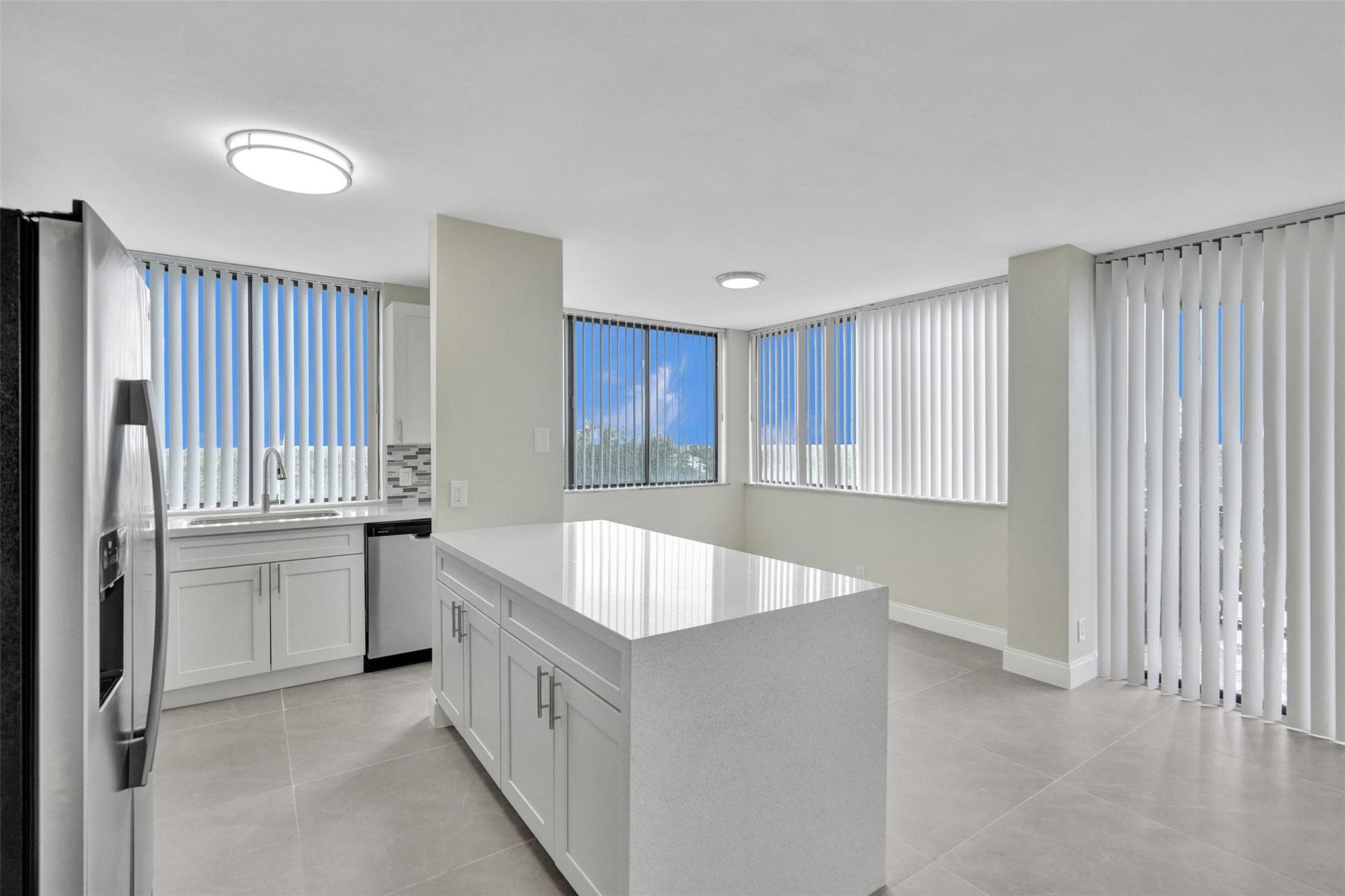 4222 Inverrary Boulevard 4810, Lauderhill, FL 33319 — photo 5 of 64