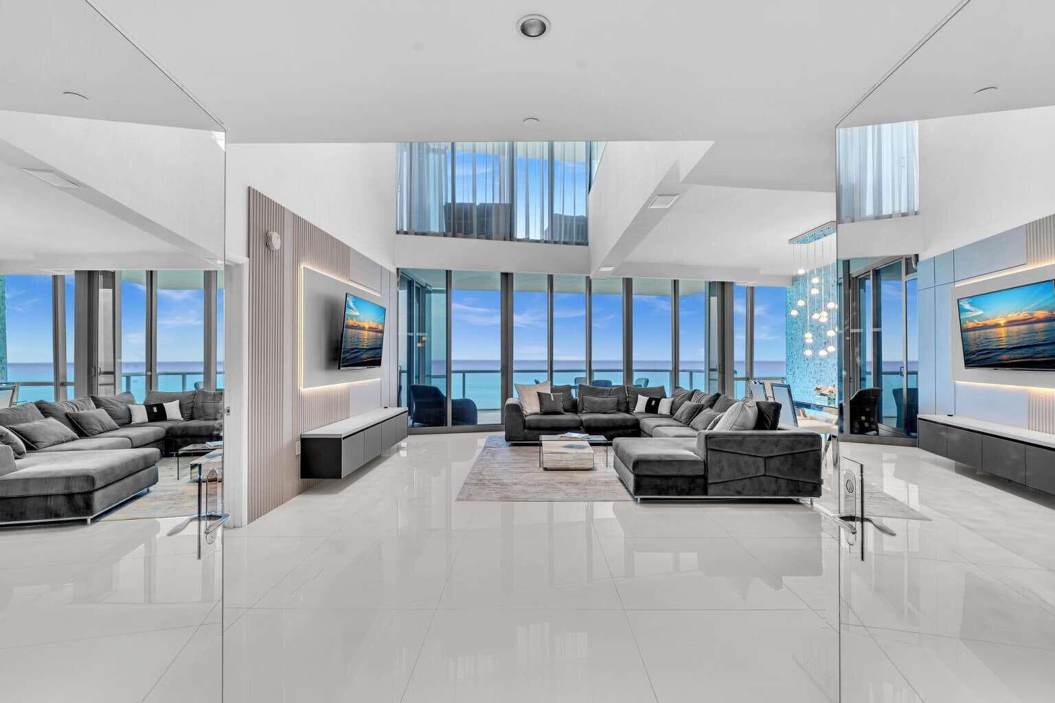 17121 Collins Avenue 4403, Sunny Isles Beach, FL 33160 — photo 1 of 24