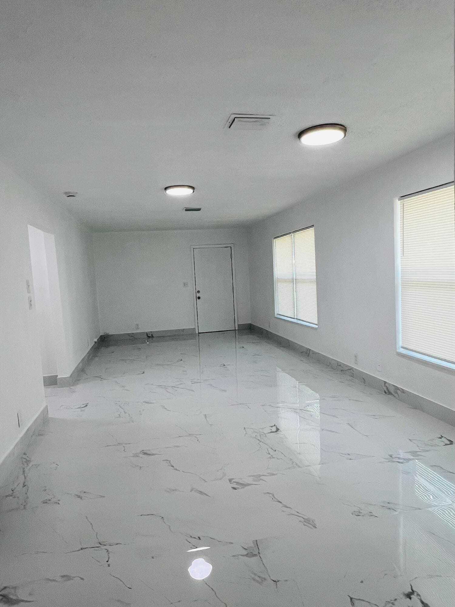 525 NW 22nd Avenue, Fort Lauderdale, FL 33311 — photo 19 of 24