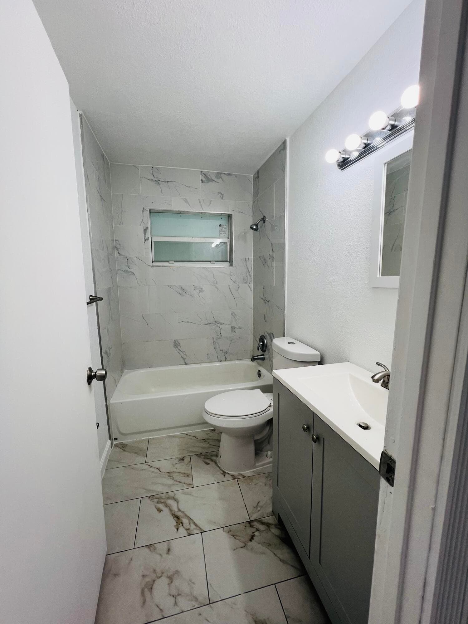 525 NW 22nd Avenue, Fort Lauderdale, FL 33311 — photo 21 of 24