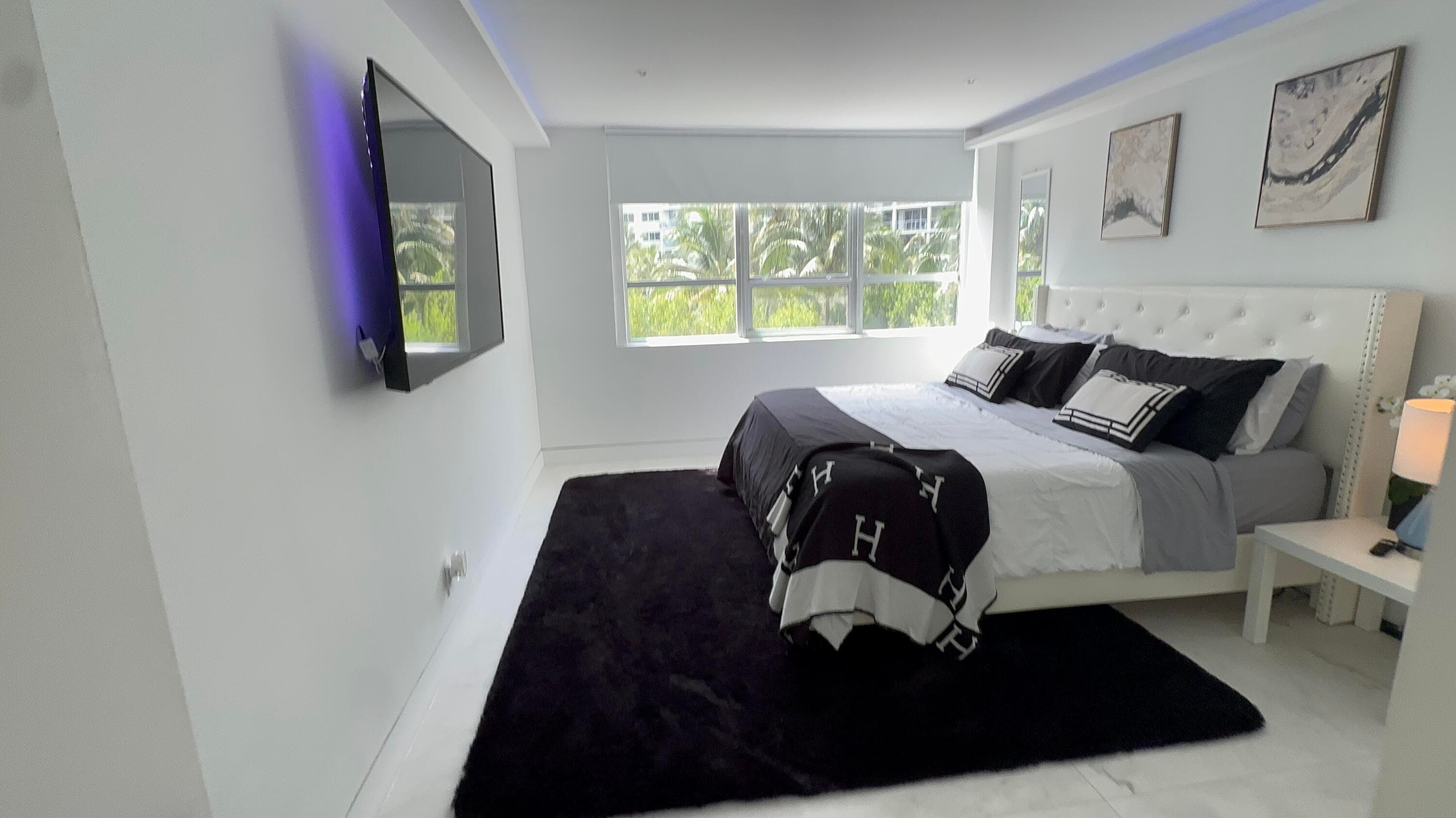 1500 Bay Road 364, Miami Beach, FL 33139 — photo 31 of 53
