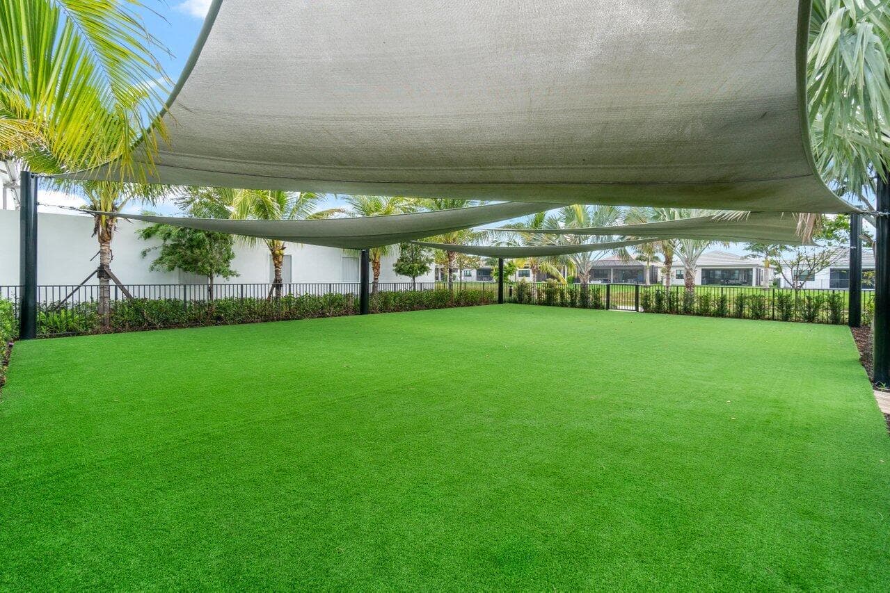 9123 Red Robin Lane, Boynton Beach, FL 33473 — photo 43 of 48