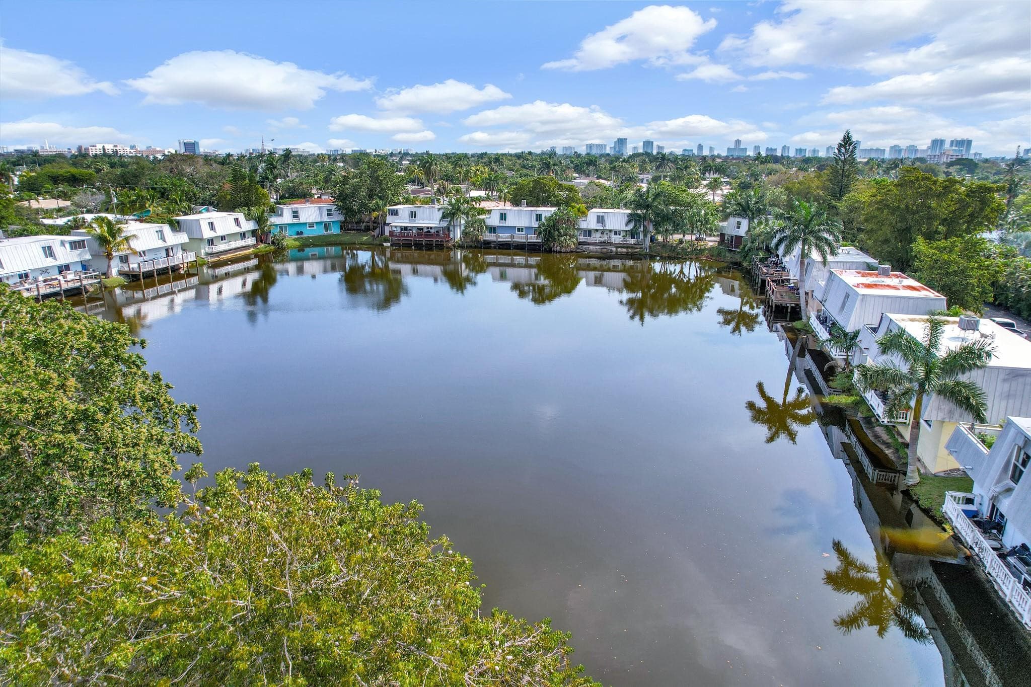 4051 NE 13th Avenue 69, Oakland Park, FL 33334 — photo 5 of 42