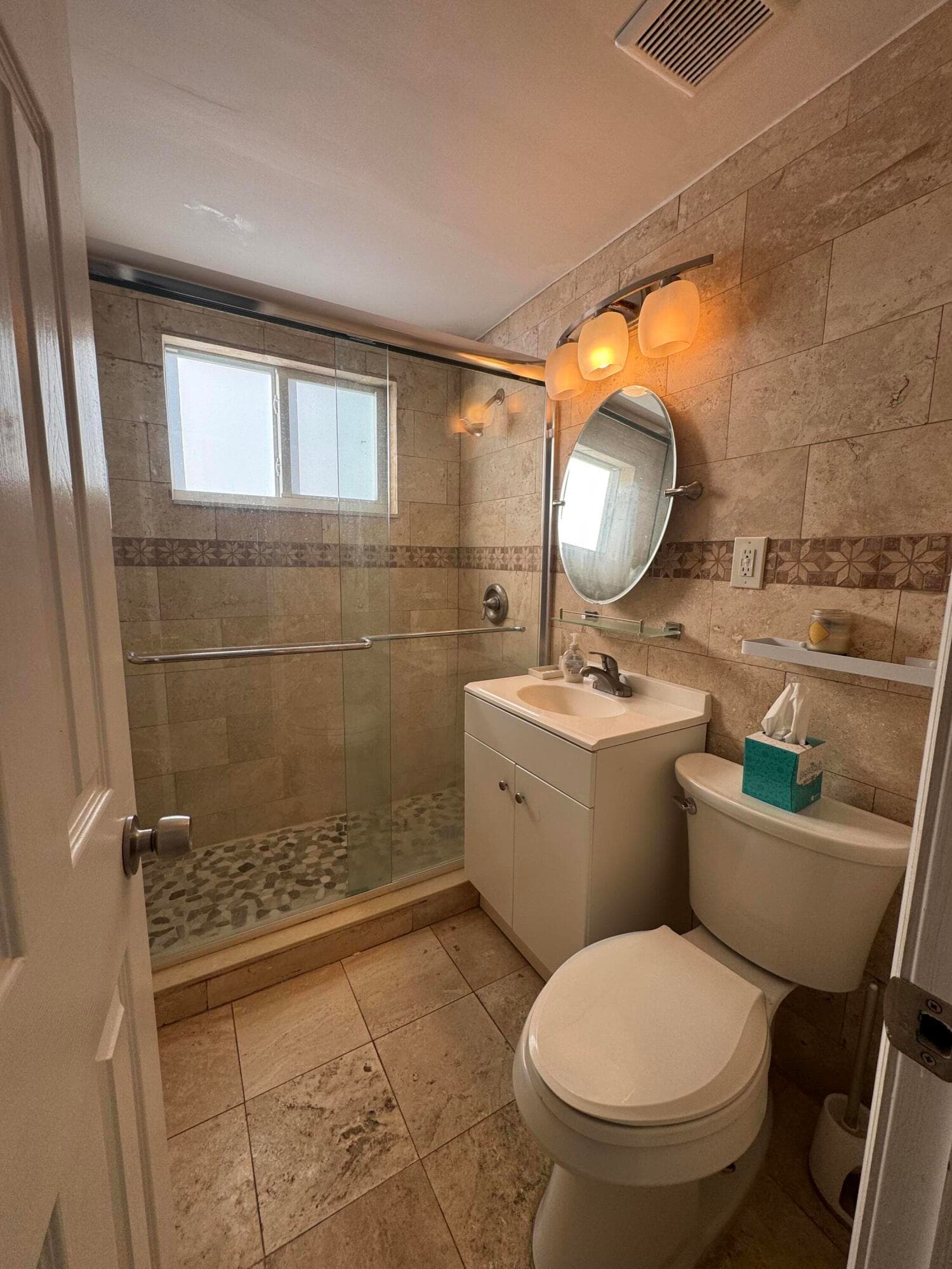 323 Monroe Street 1-6, Hollywood, FL — photo 6 of 7