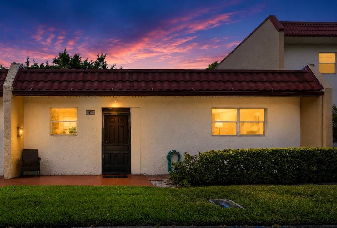 102 Lake Anne Drive, West Palm Beach, FL 33411 — photo 41 of 42