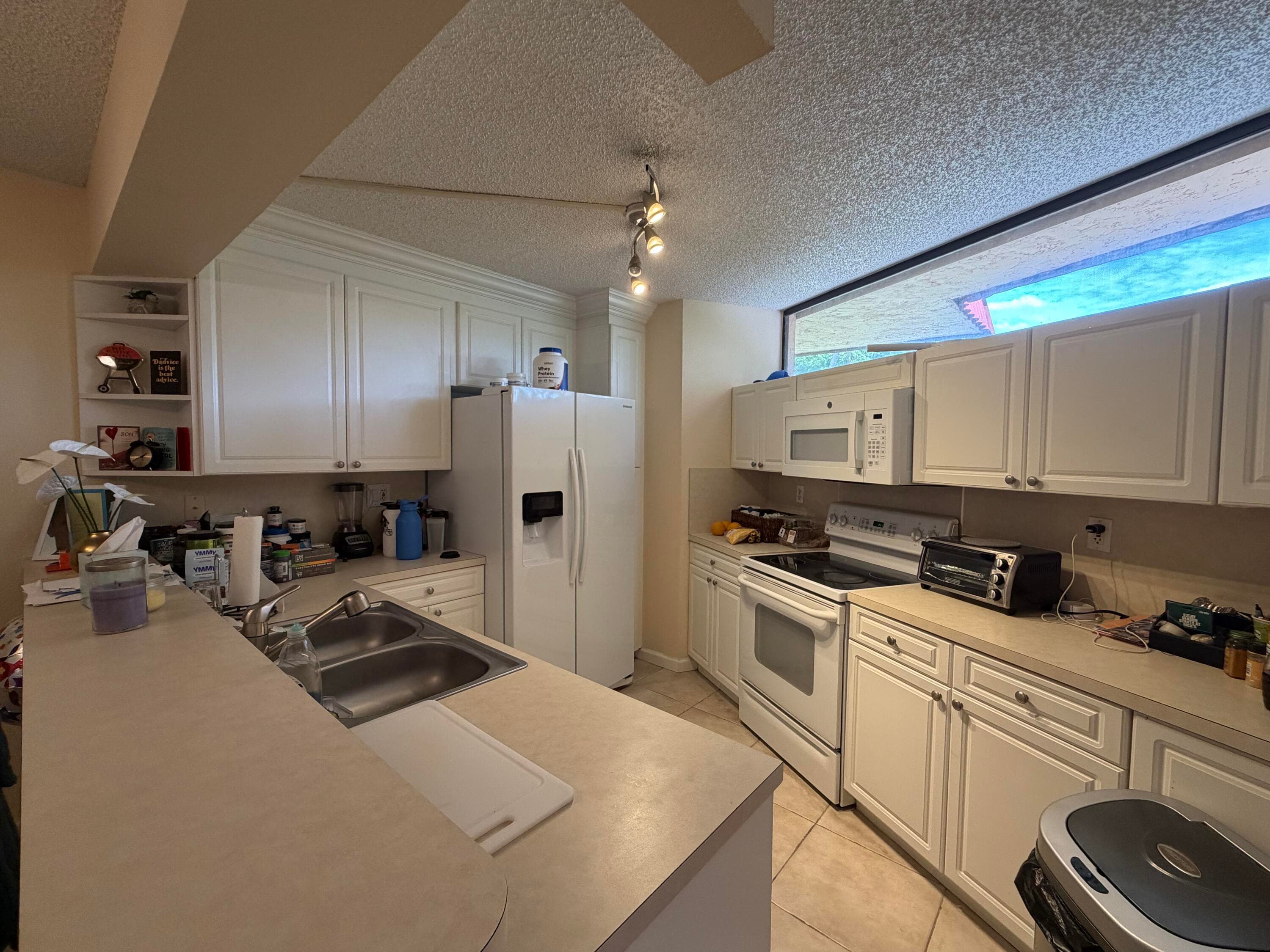 8273 Severn Drive D, Boca Raton, FL 33433 — photo 5 of 23