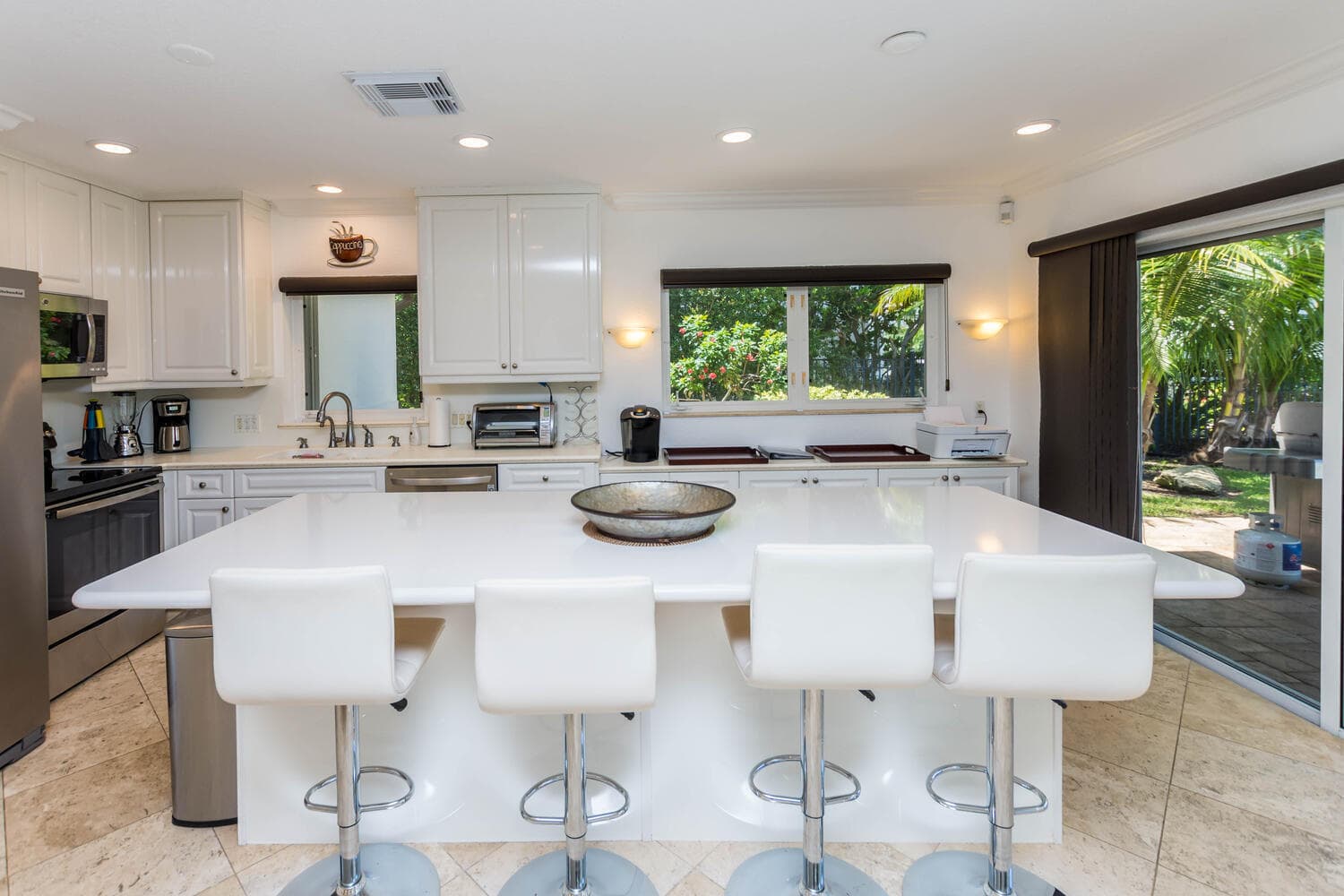 817 NE 71st Street, Boca Raton, FL 33487 — photo 9 of 43