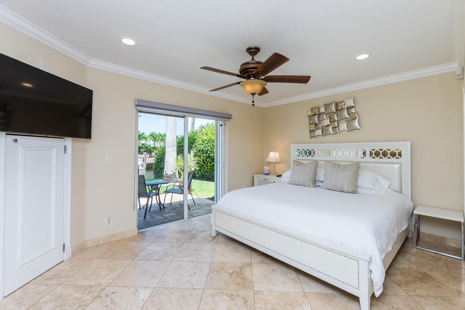 817 NE 71st Street, Boca Raton, FL 33487 — photo 12 of 43