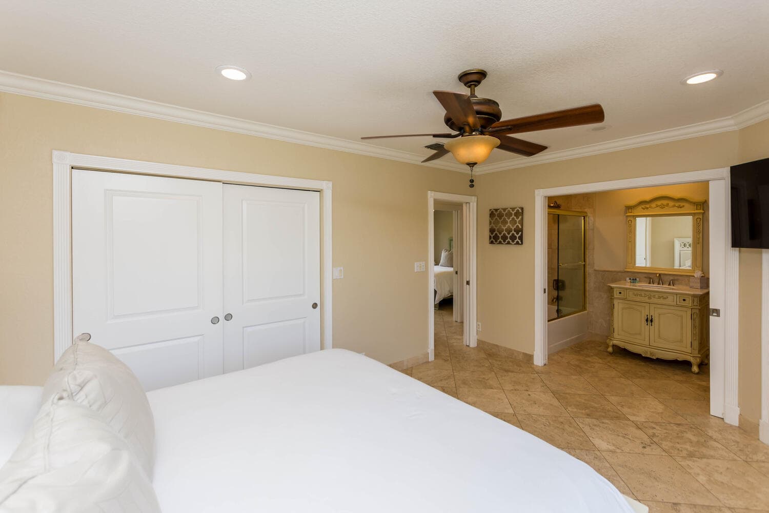 817 NE 71st Street, Boca Raton, FL 33487 — photo 13 of 43